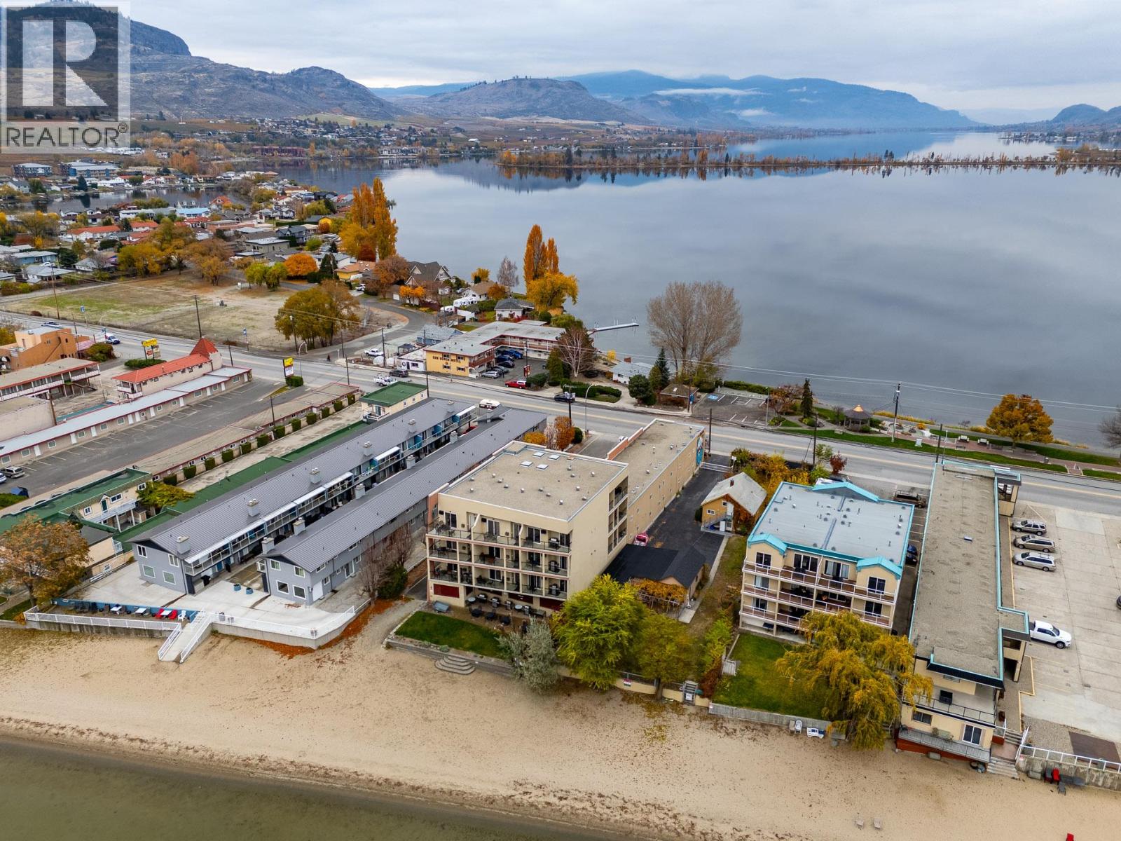 207 7310 Main Street, Osoyoos