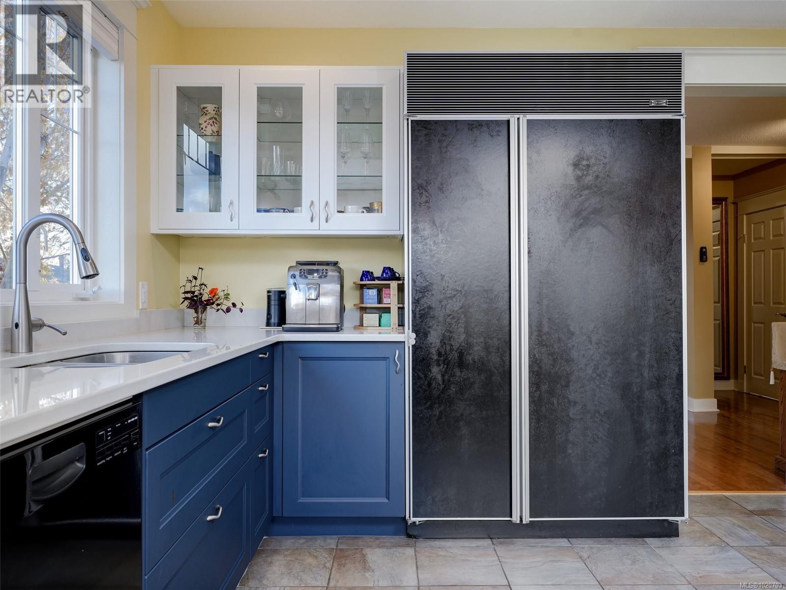 1152 Chapman St, Victoria