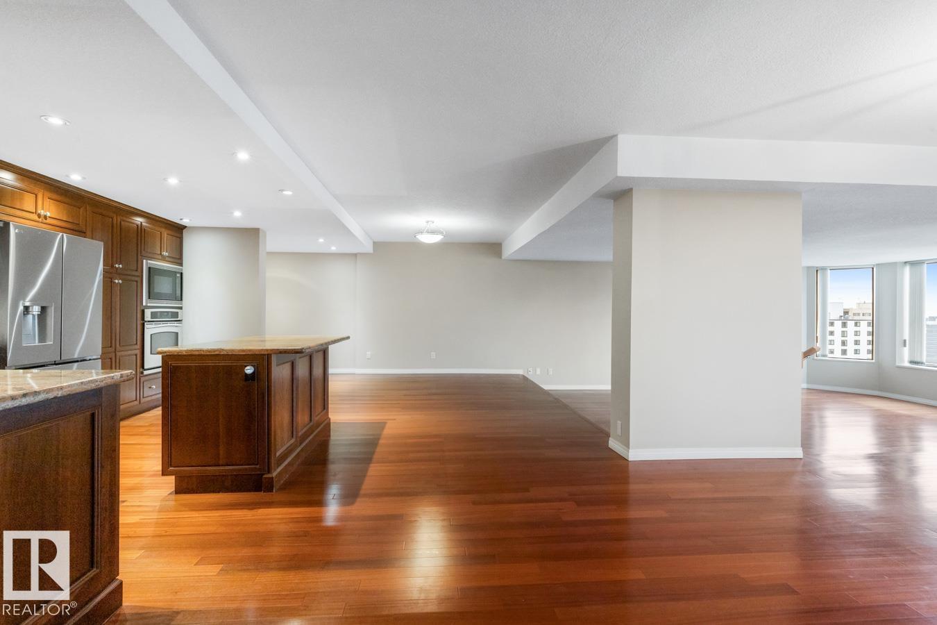 #1503 11503 100 AV NW, Edmonton