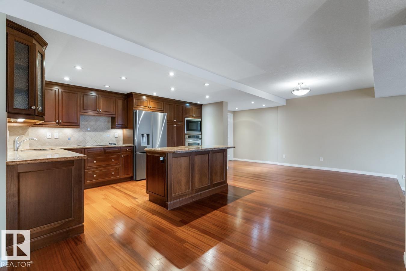 #1503 11503 100 AV NW, Edmonton