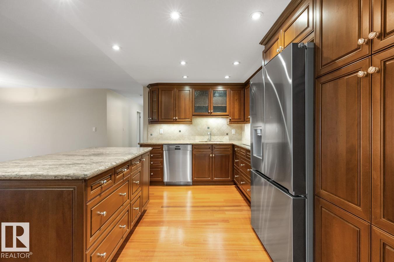 #1503 11503 100 AV NW, Edmonton