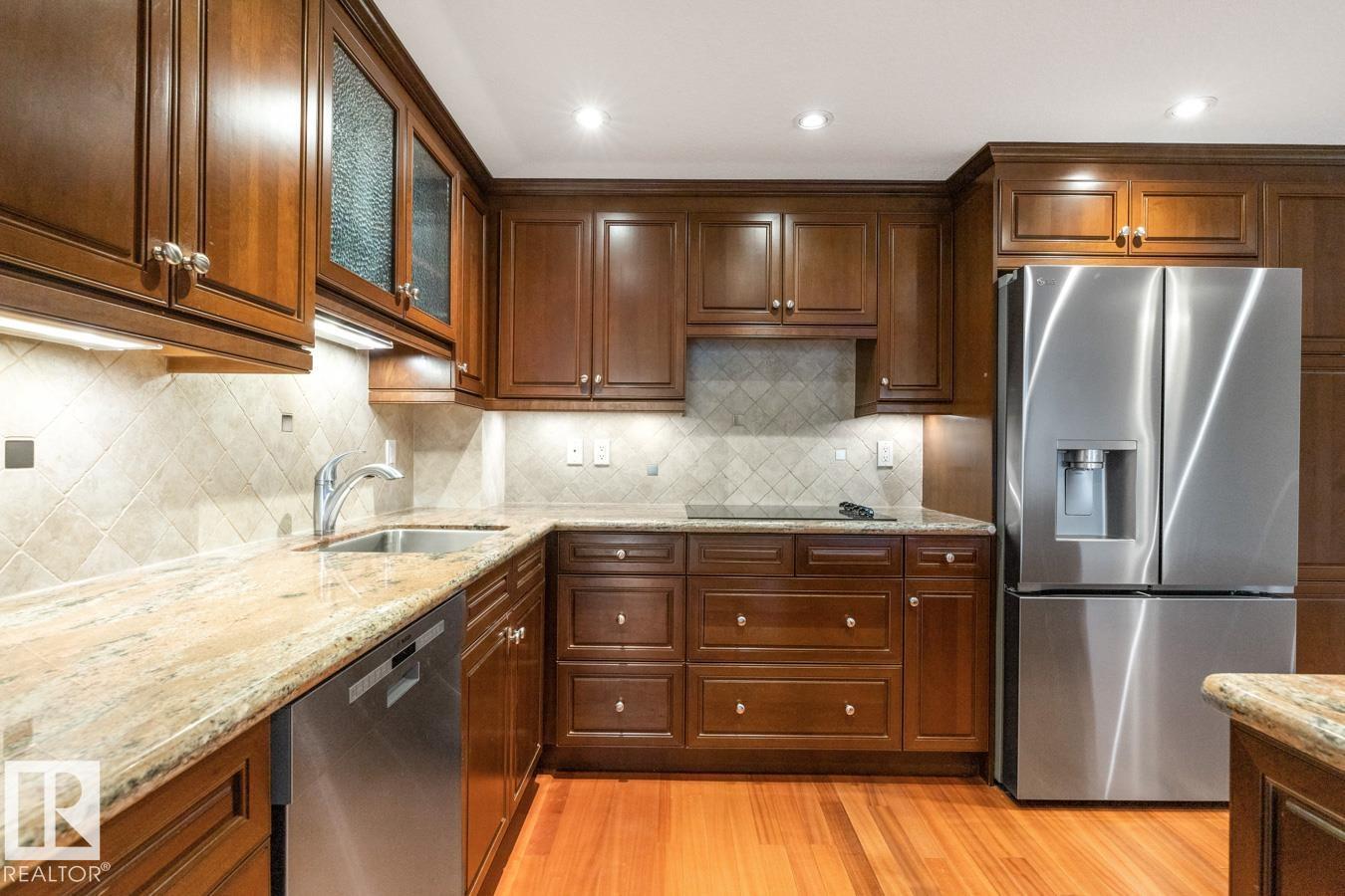 #1503 11503 100 AV NW, Edmonton