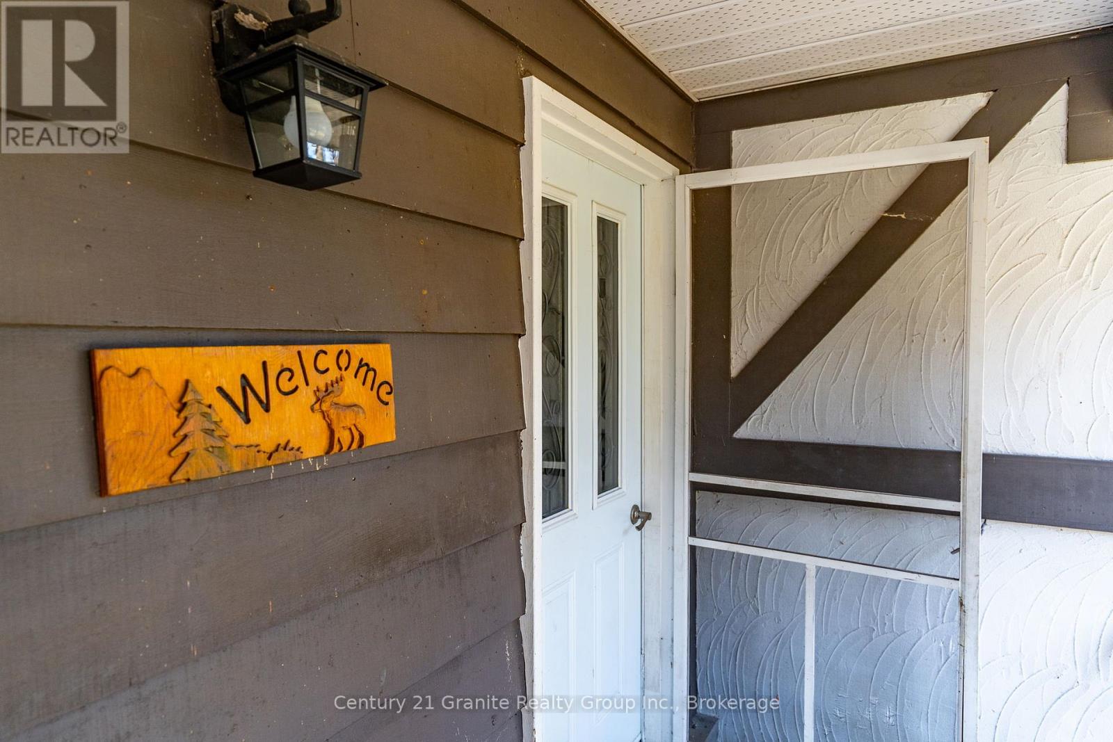 1061 CLEAR LAKE ROAD - Photo 3 of 37, Minden Hills (Lutterworth), Ontario