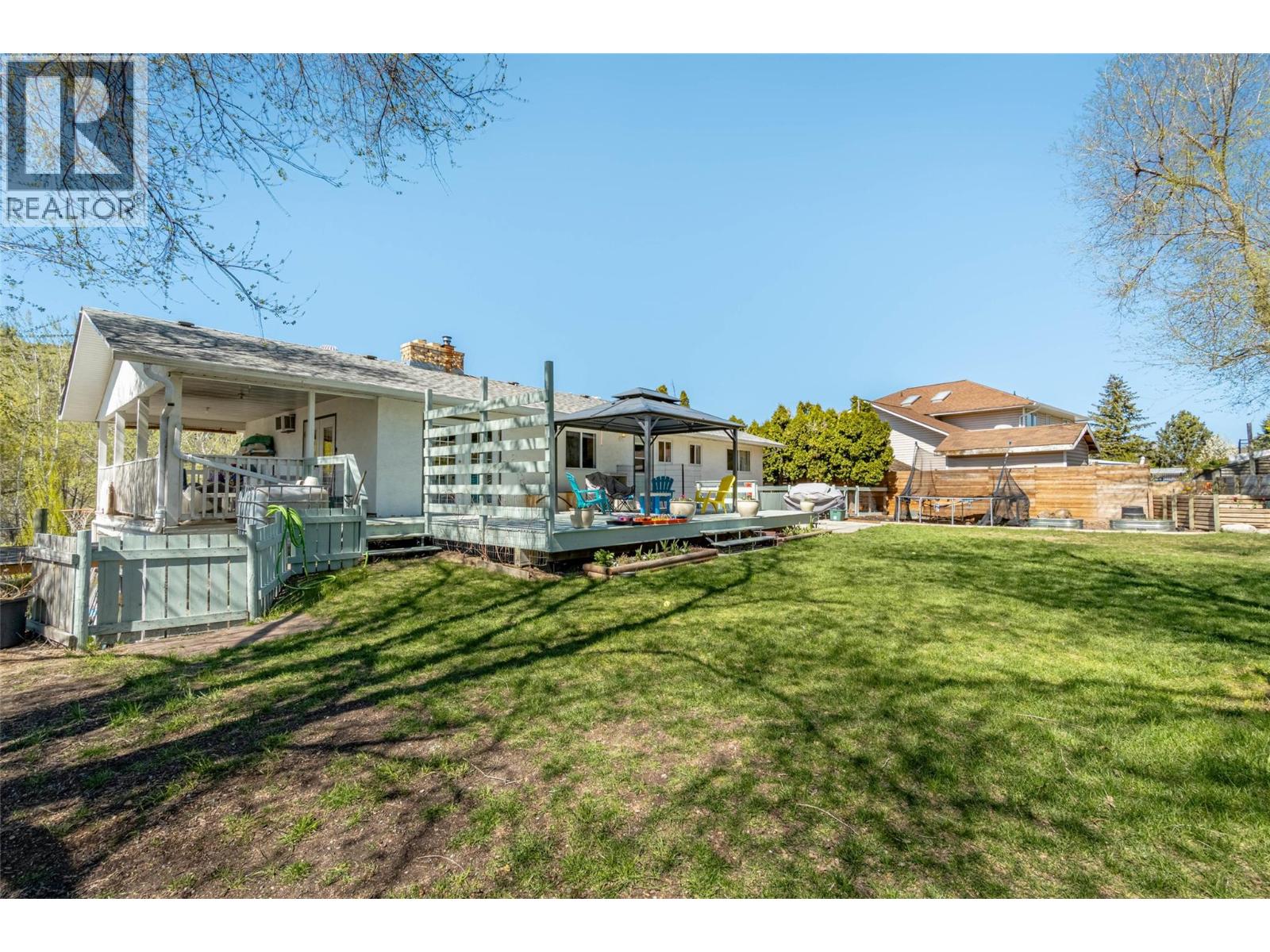 6743 Meadows Drive, Oliver