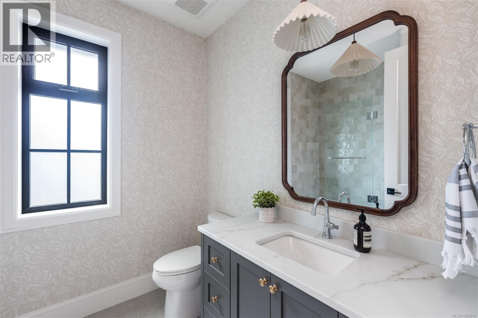  2189 BeaverBrooke Street, Oak Bay