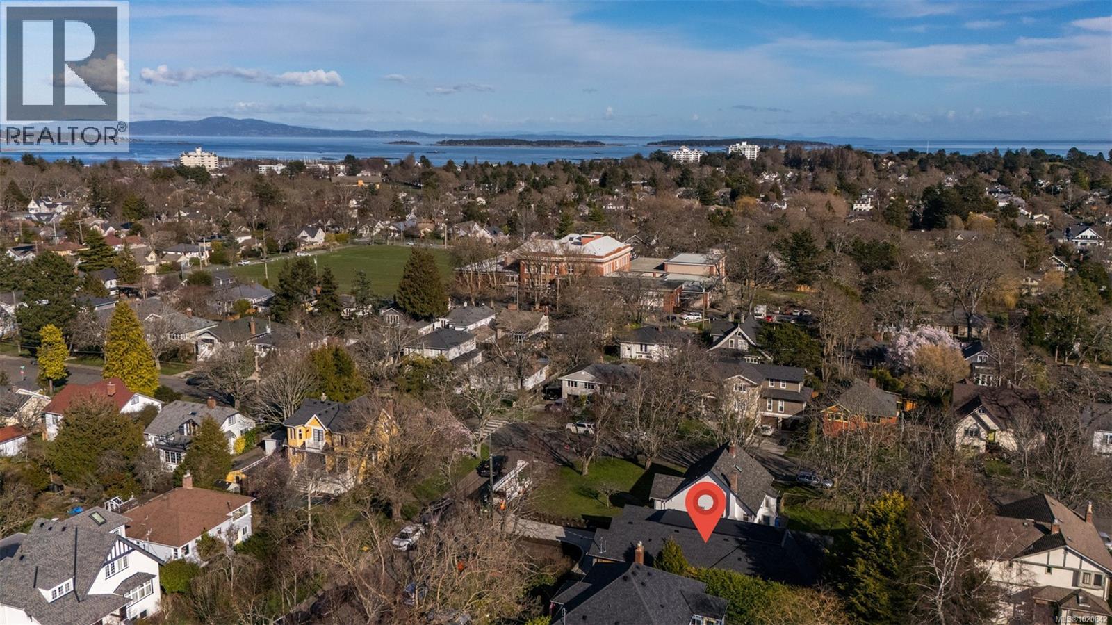  2189 BeaverBrooke Street, Oak Bay