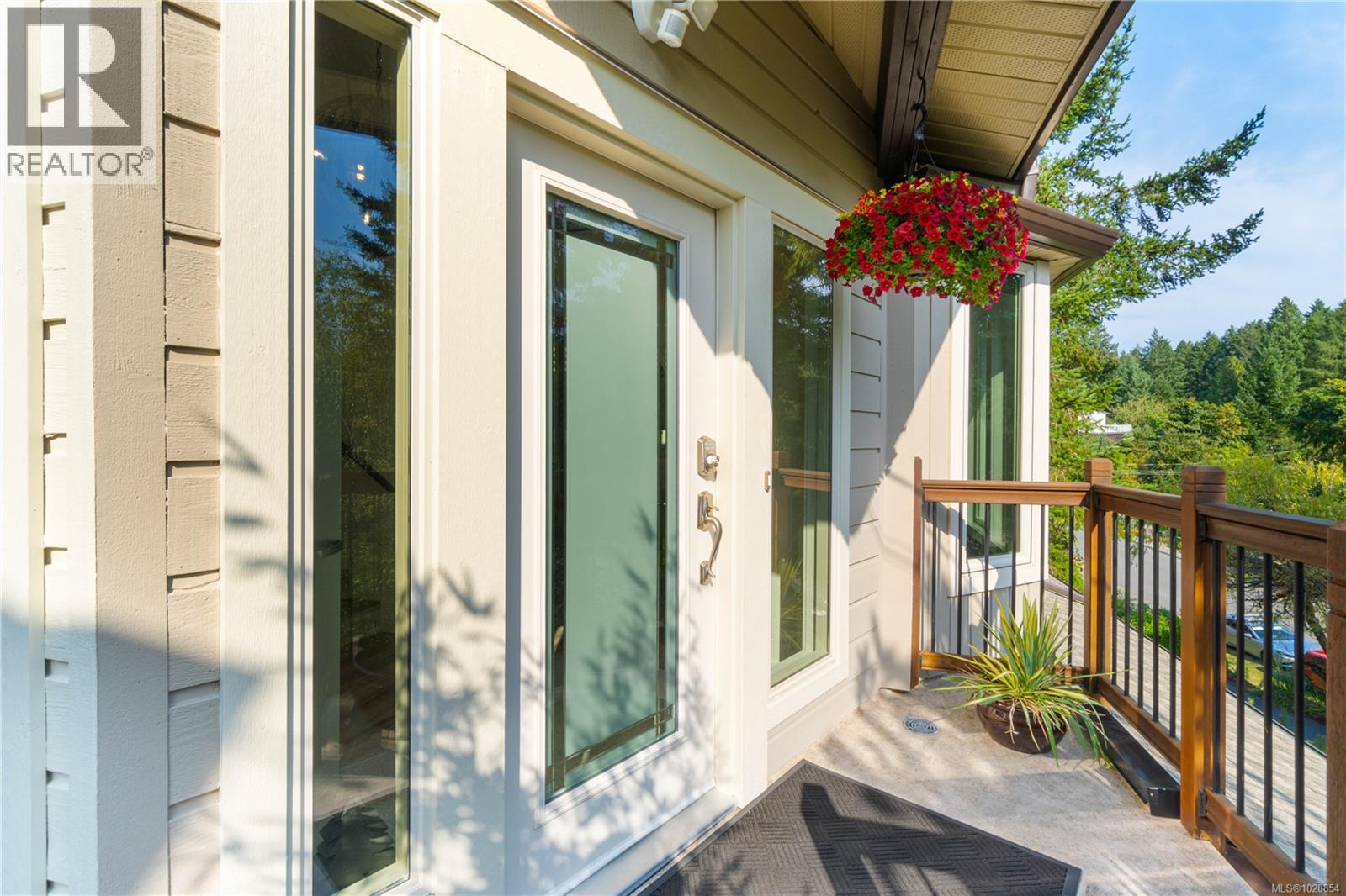 3132 Robin Hood Dr, Nanaimo