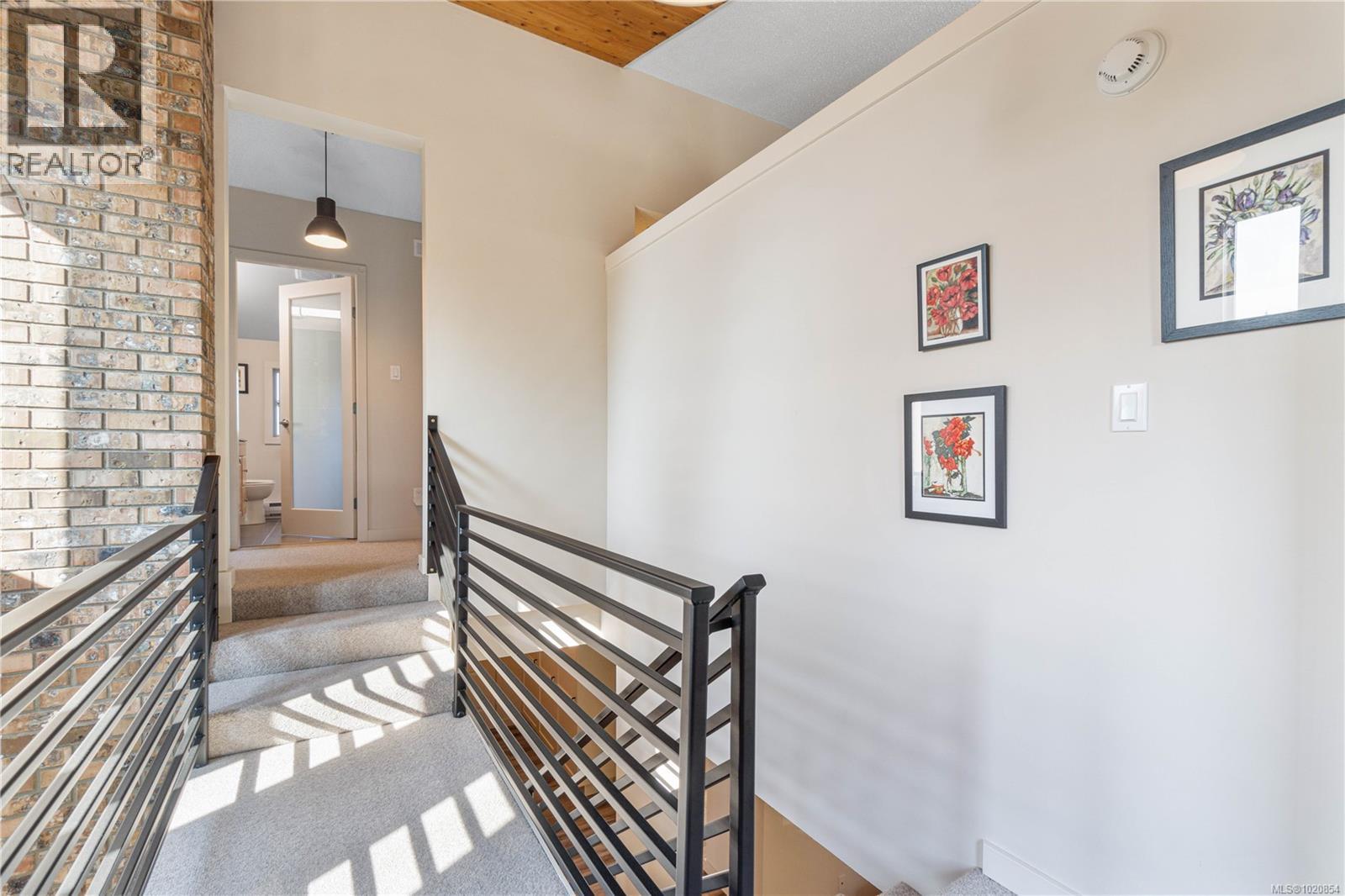 3132 Robin Hood Dr, Nanaimo