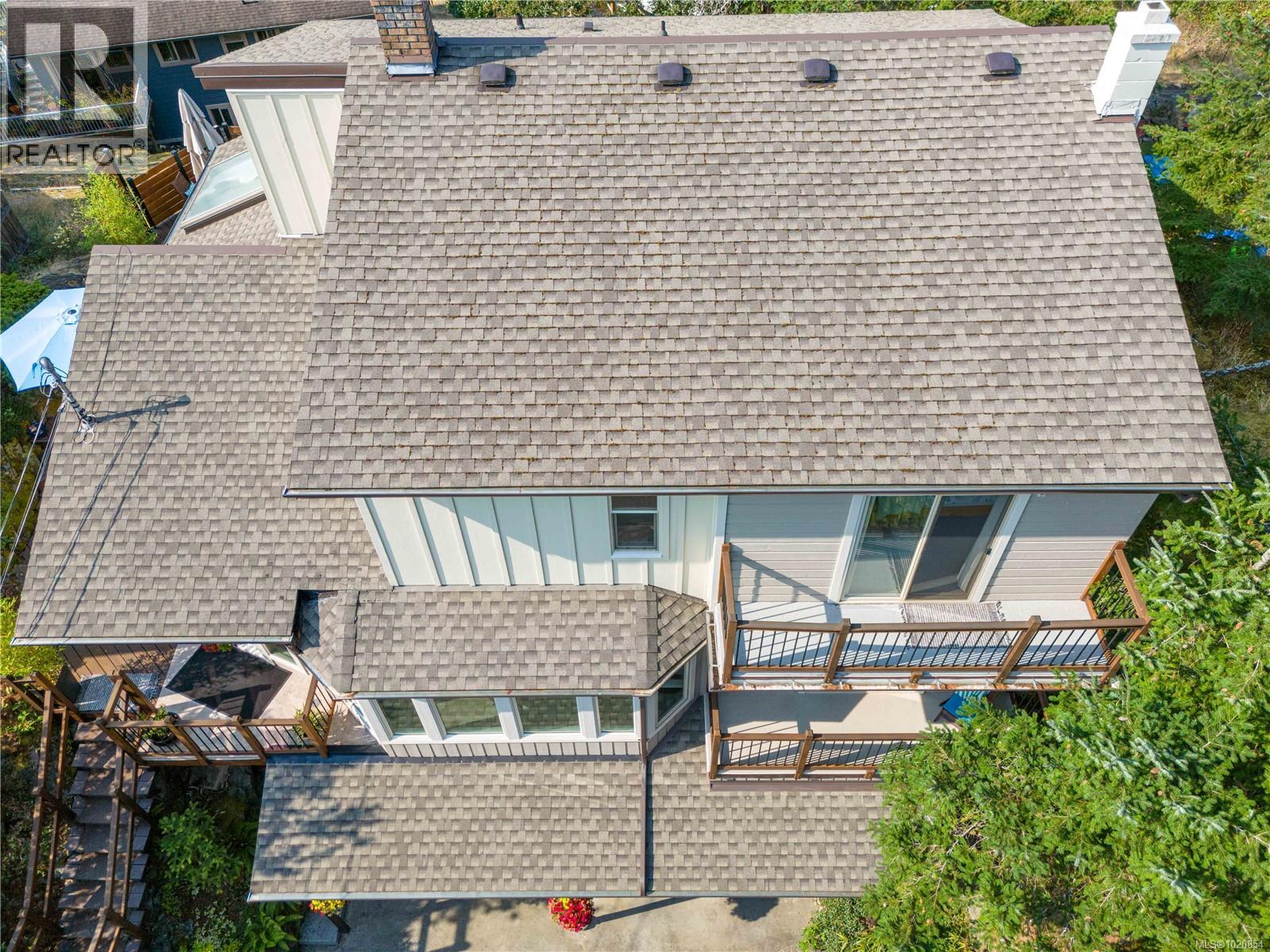 3132 Robin Hood Dr, Nanaimo