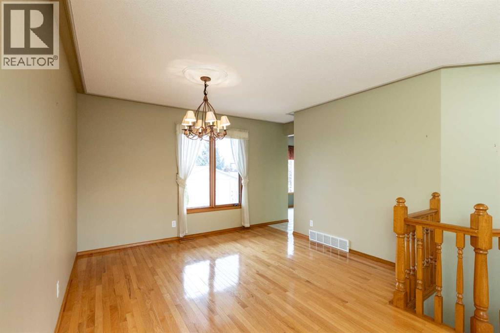 4828 44 Street, Innisfail