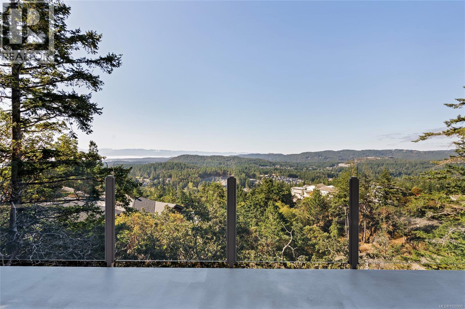 3475 Blue Sky Pl, Colwood