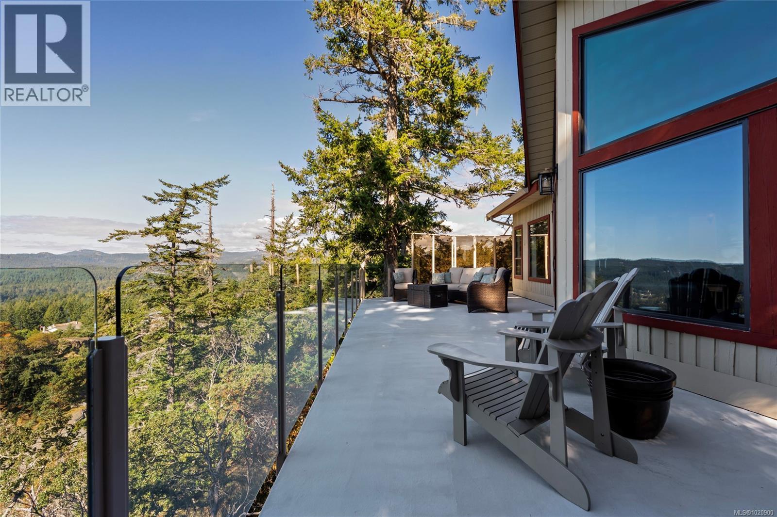 3475 Blue Sky Pl, Colwood