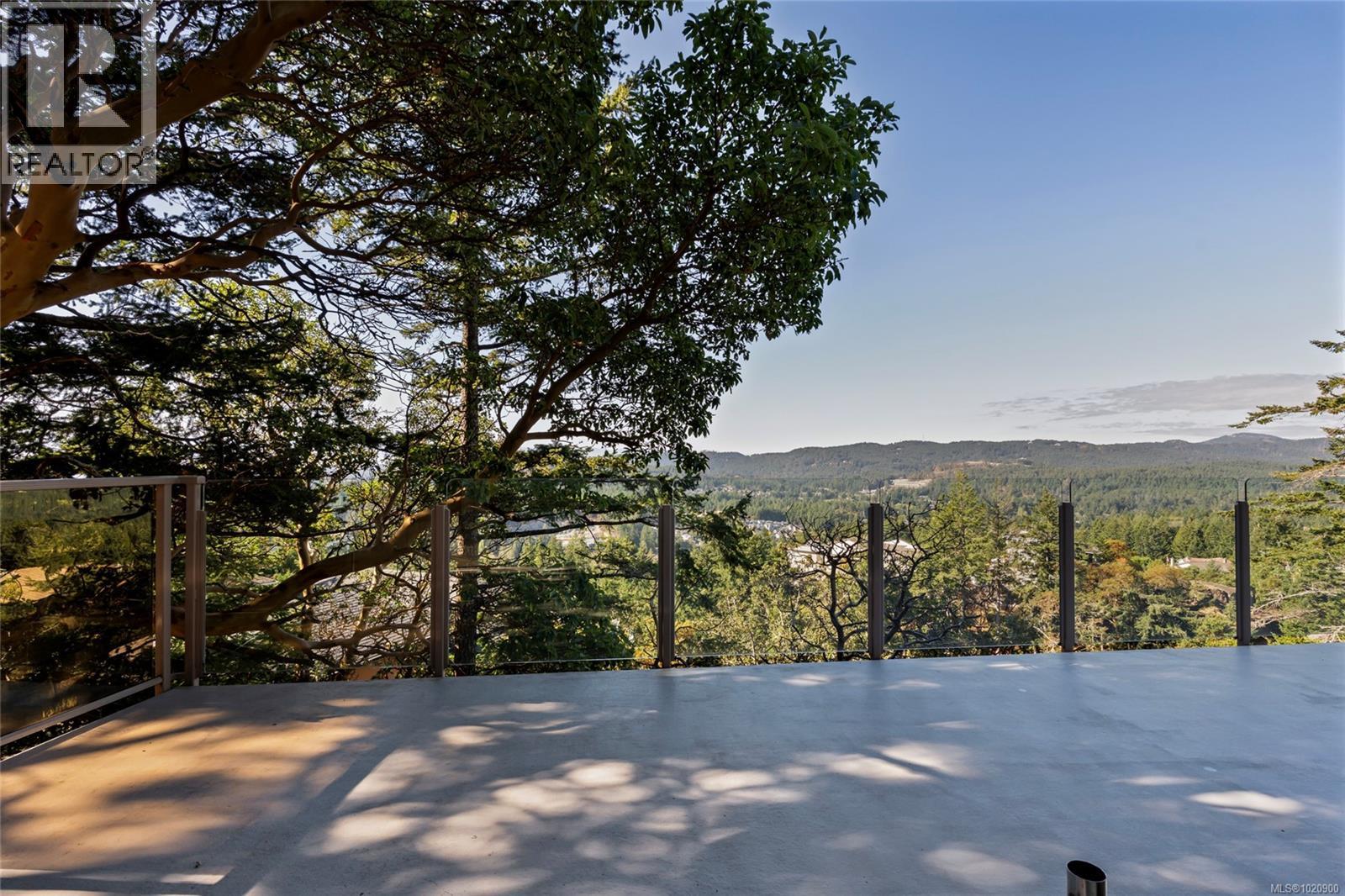 3475 Blue Sky Pl, Colwood