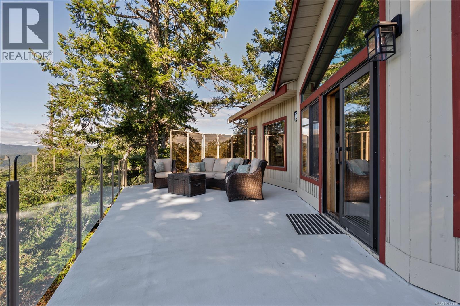 3475 Blue Sky Pl, Colwood