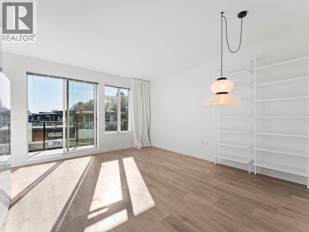 509 725 MARINE DRIVE, North Vancouver