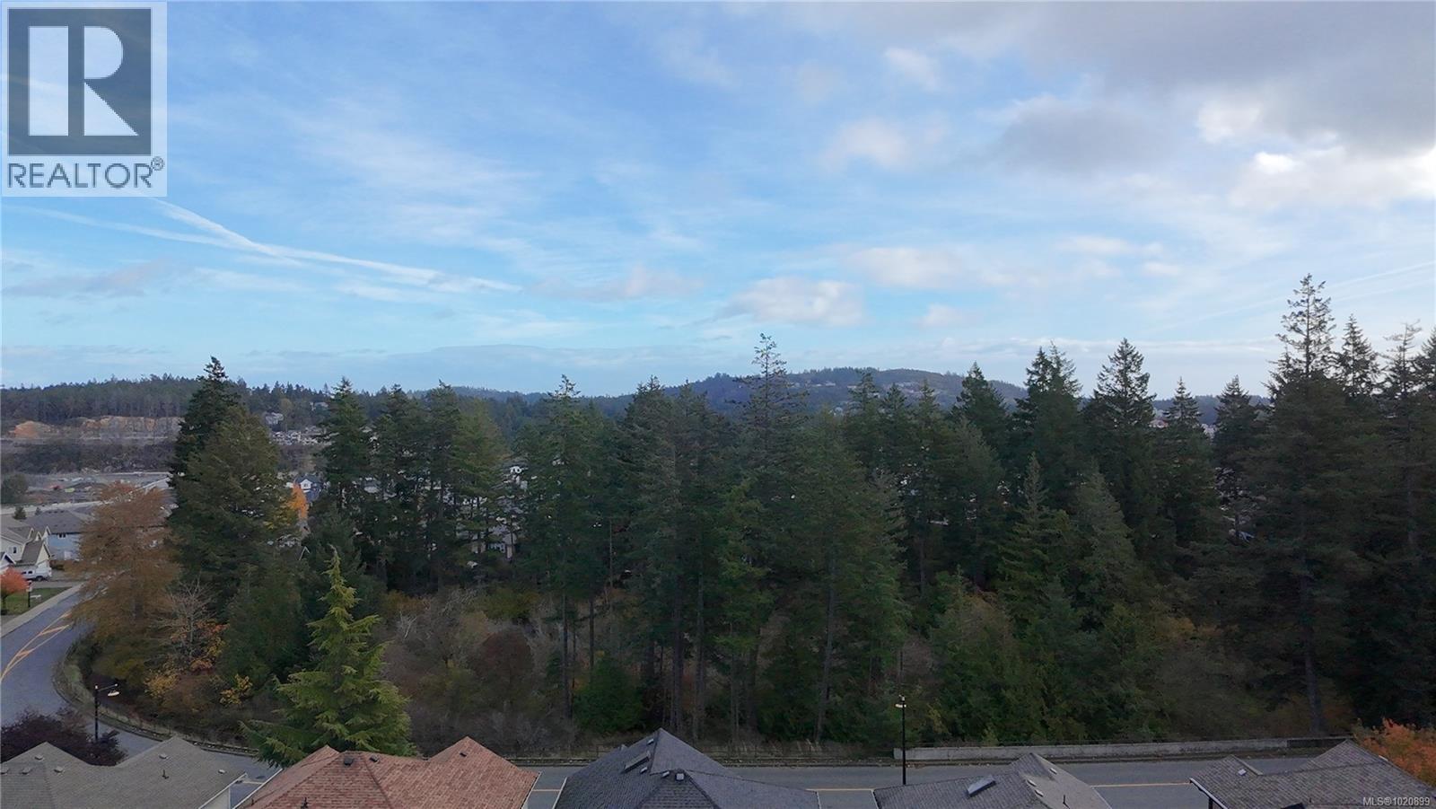  2226 Archer Gate, Langford