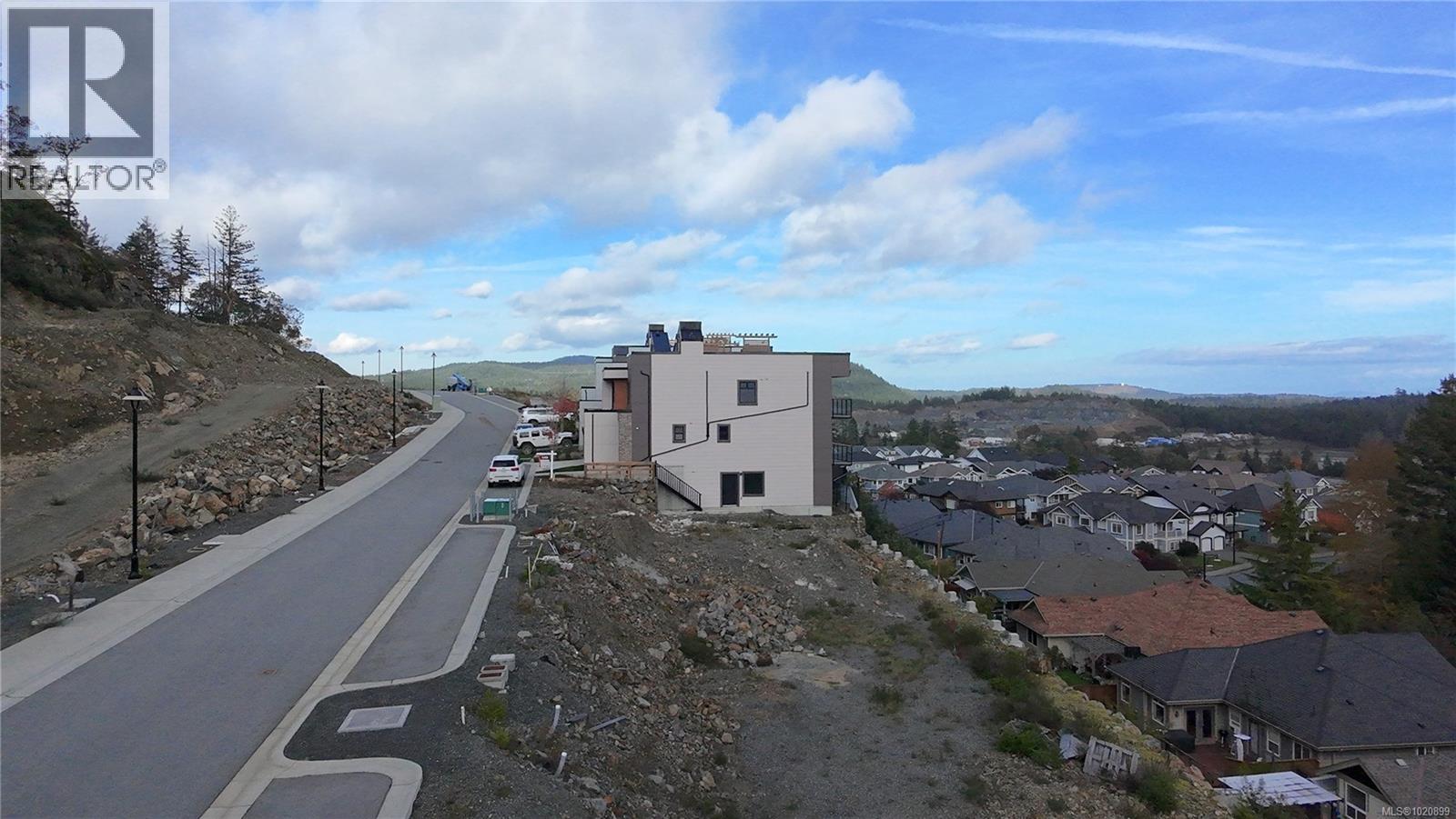  2226 Archer Gate, Langford