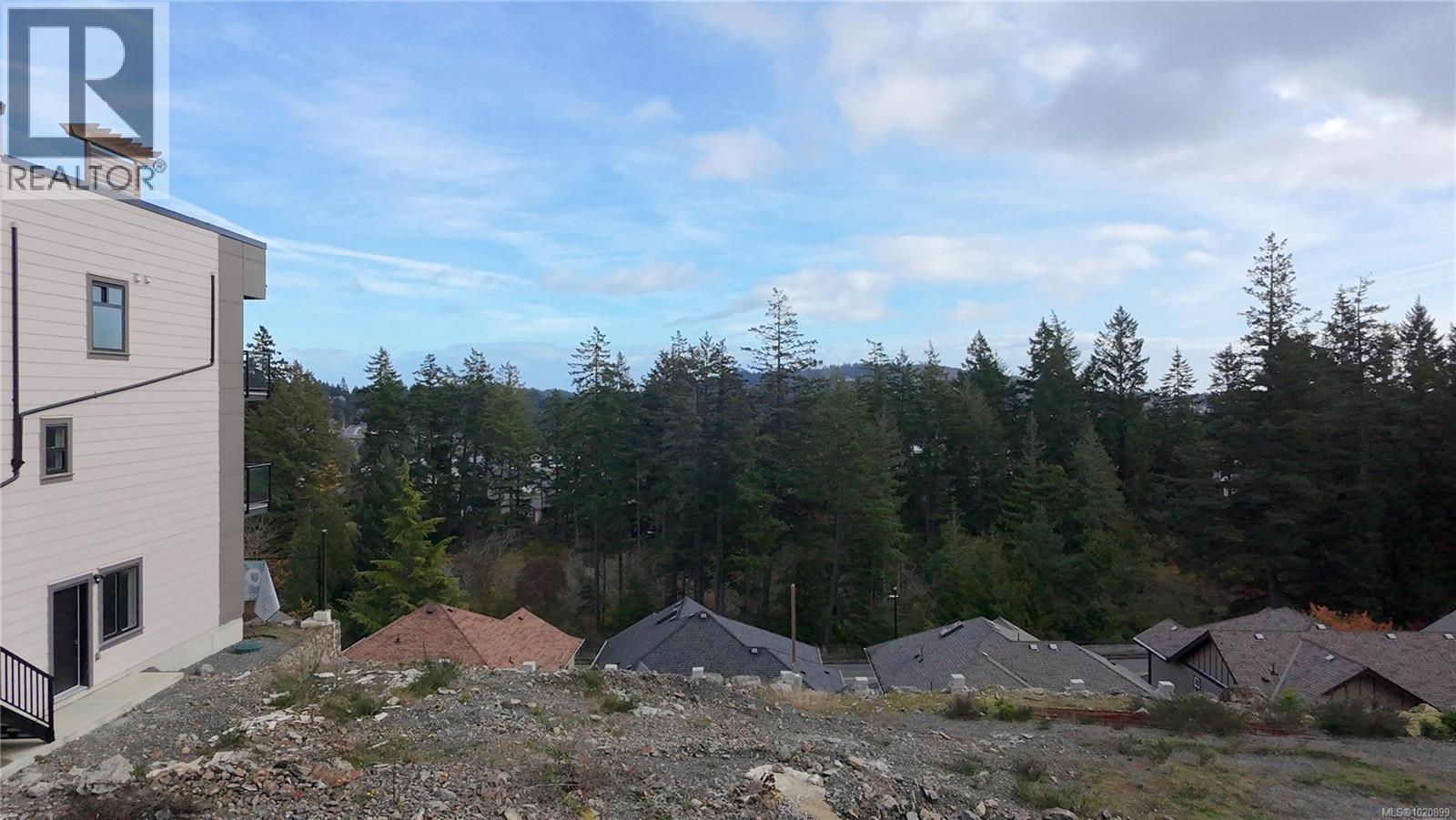  2226 Archer Gate, Langford