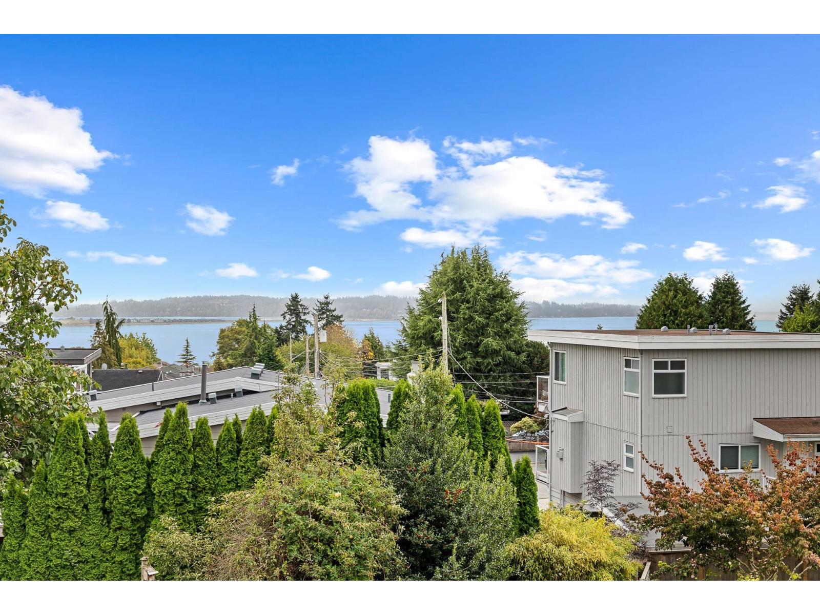 15856 BUENA VISTA AVENUE, White Rock