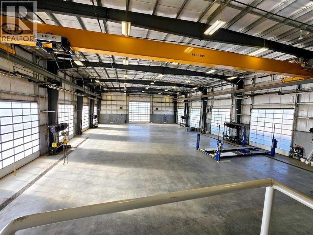 
          9 9 Spruce Drive
            <br/>
            <span>Sedgewick</span>
            , 
            <span>AB</span>
             <span>T0B4C0</span>
         - Photo 30