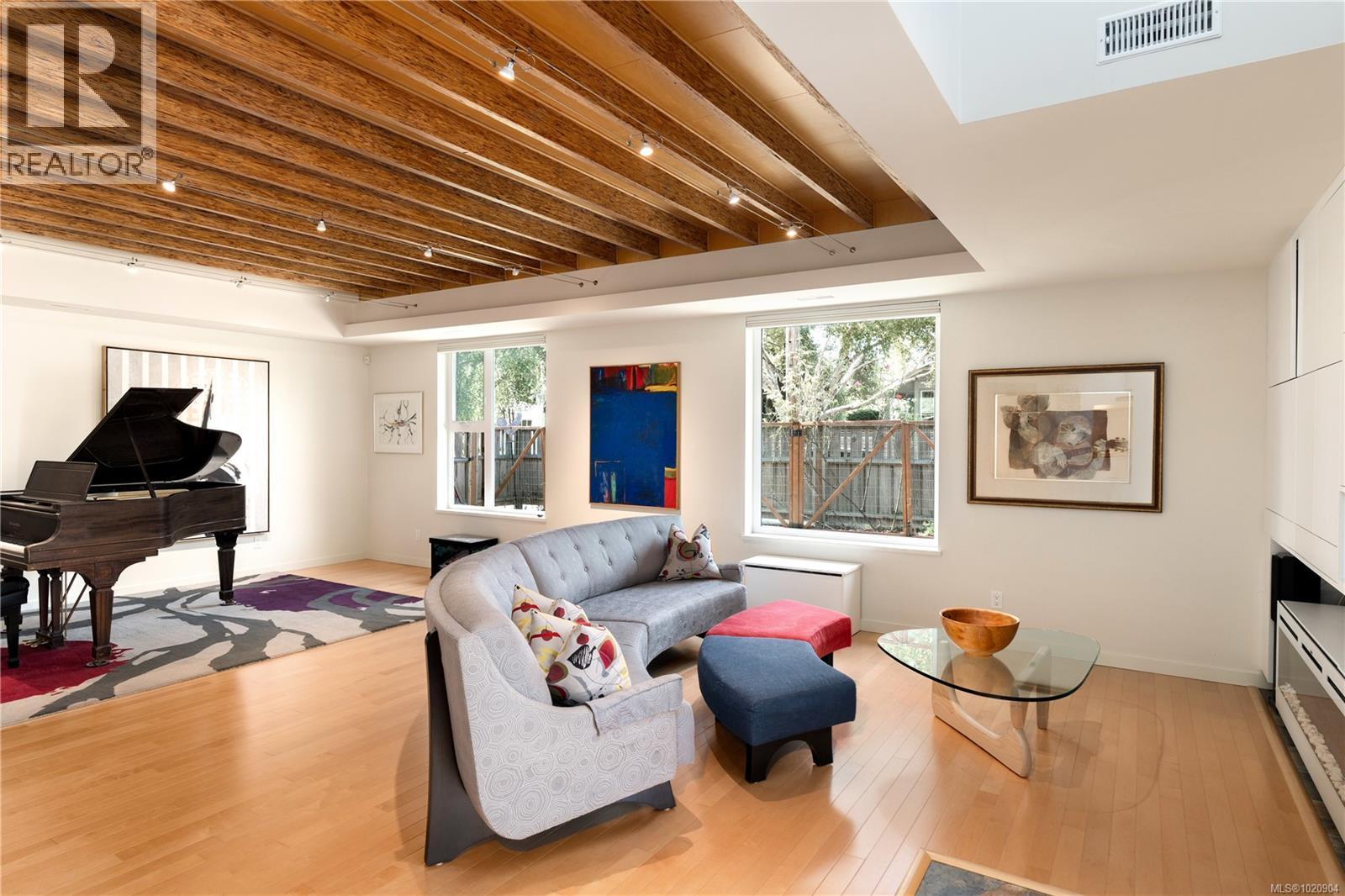  1530 Brooke Street, Victoria