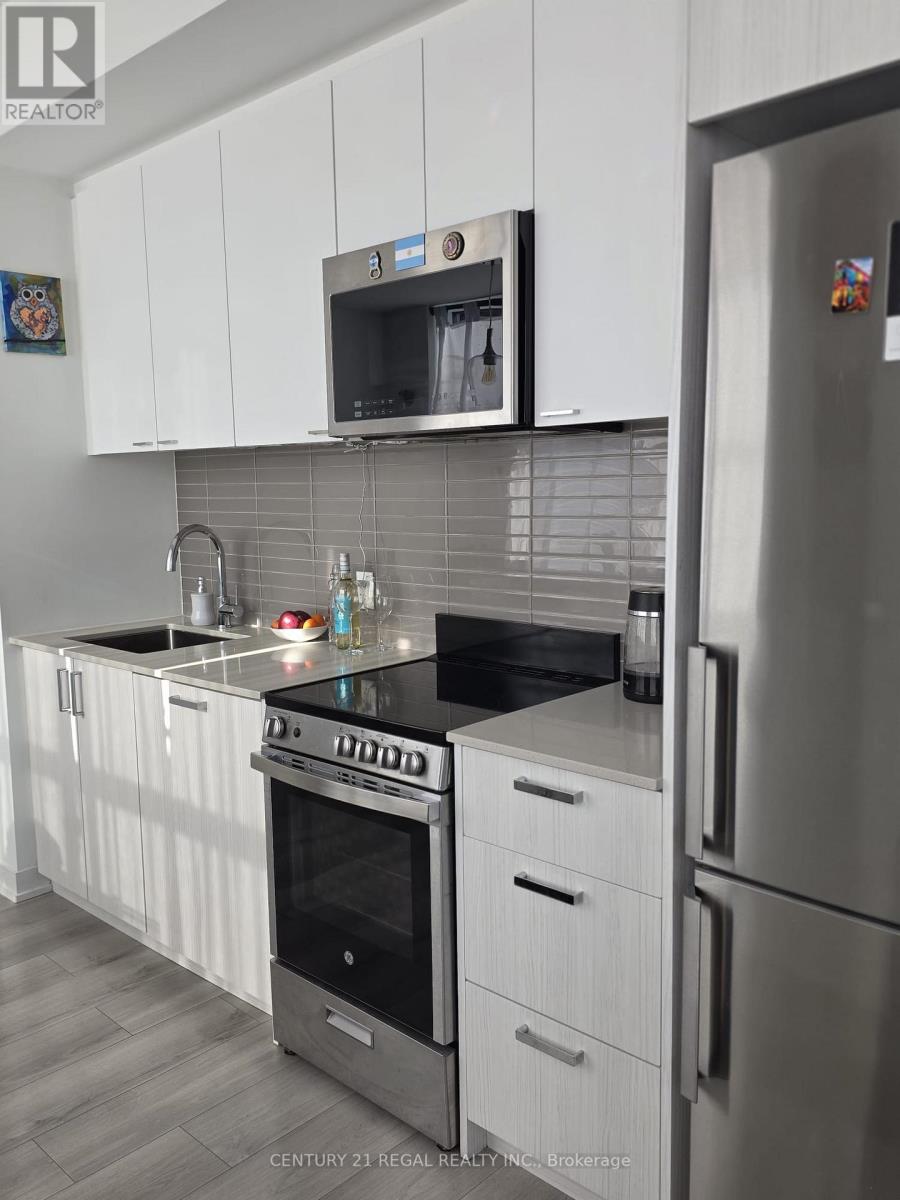 #207 1787 ST CLAIR AVE W. AVENUE - 12