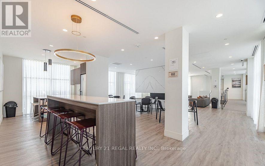 #207 1787 ST CLAIR AVE W. AVENUE - 29