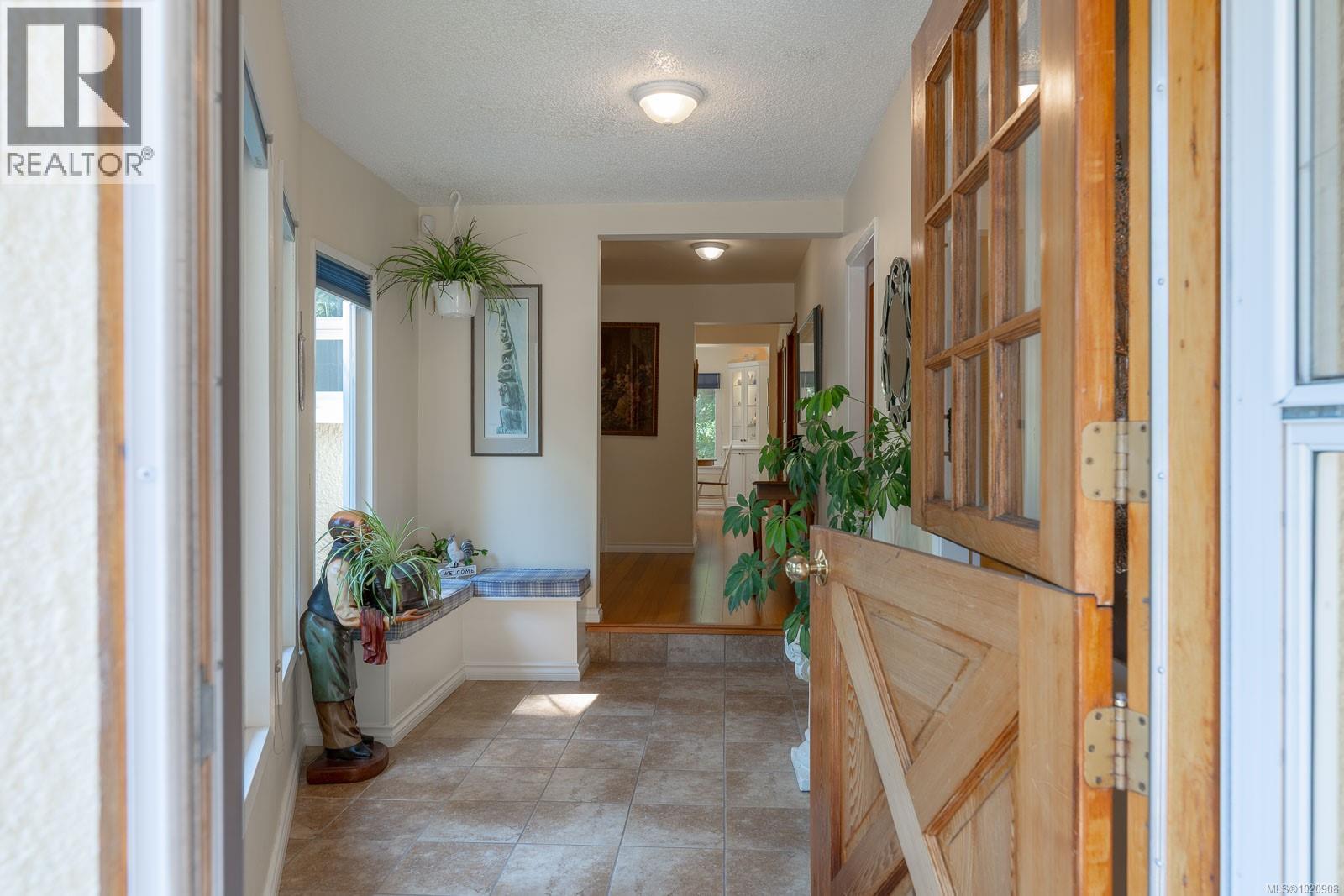 4471 Southgate Rd, Port Alberni