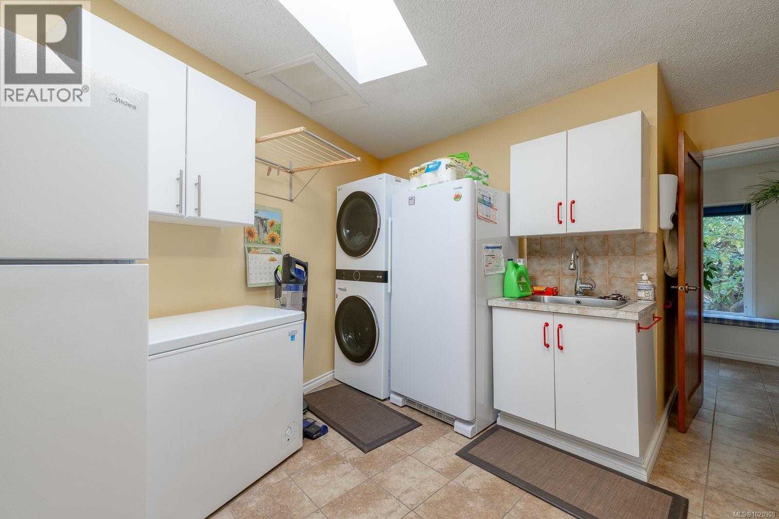 4471 Southgate Rd, Port Alberni