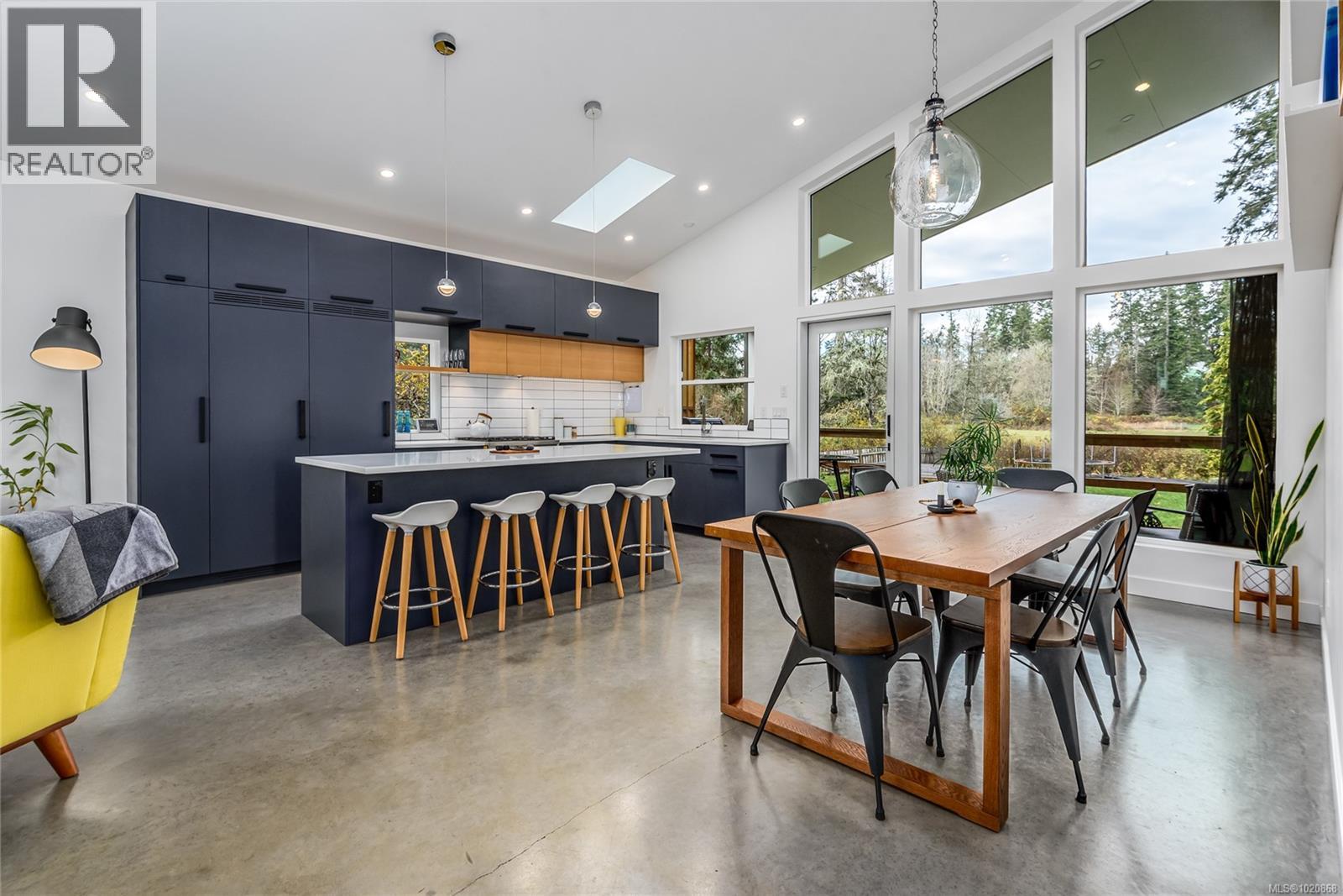 4137 Gartley Point Rd, Royston