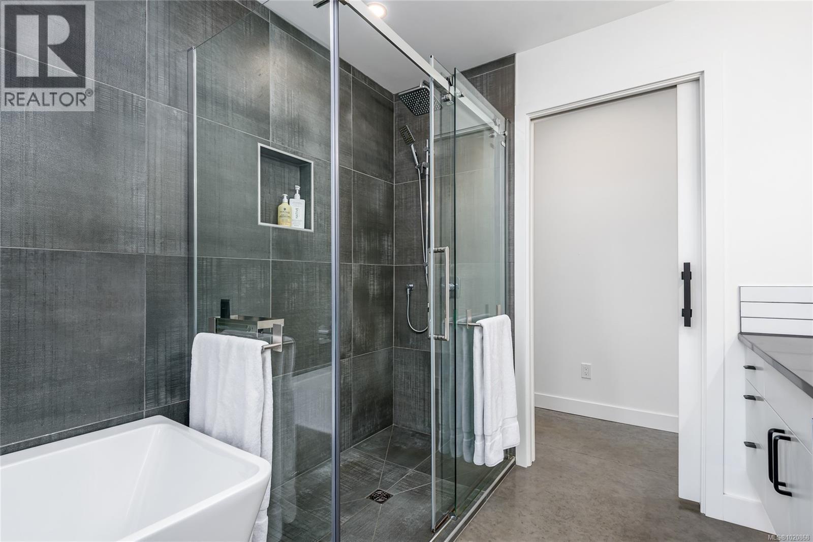 4137 Gartley Point Rd, Royston