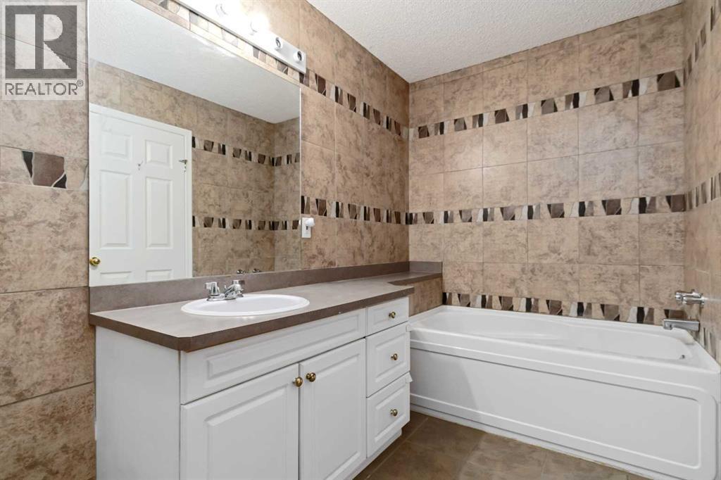 248 Sitka Drive, Fort McMurray