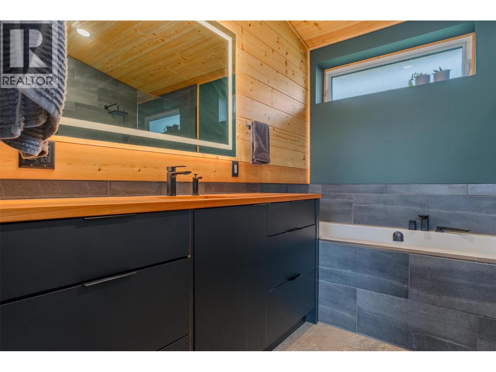 19 McKay Lane, Fruitvale