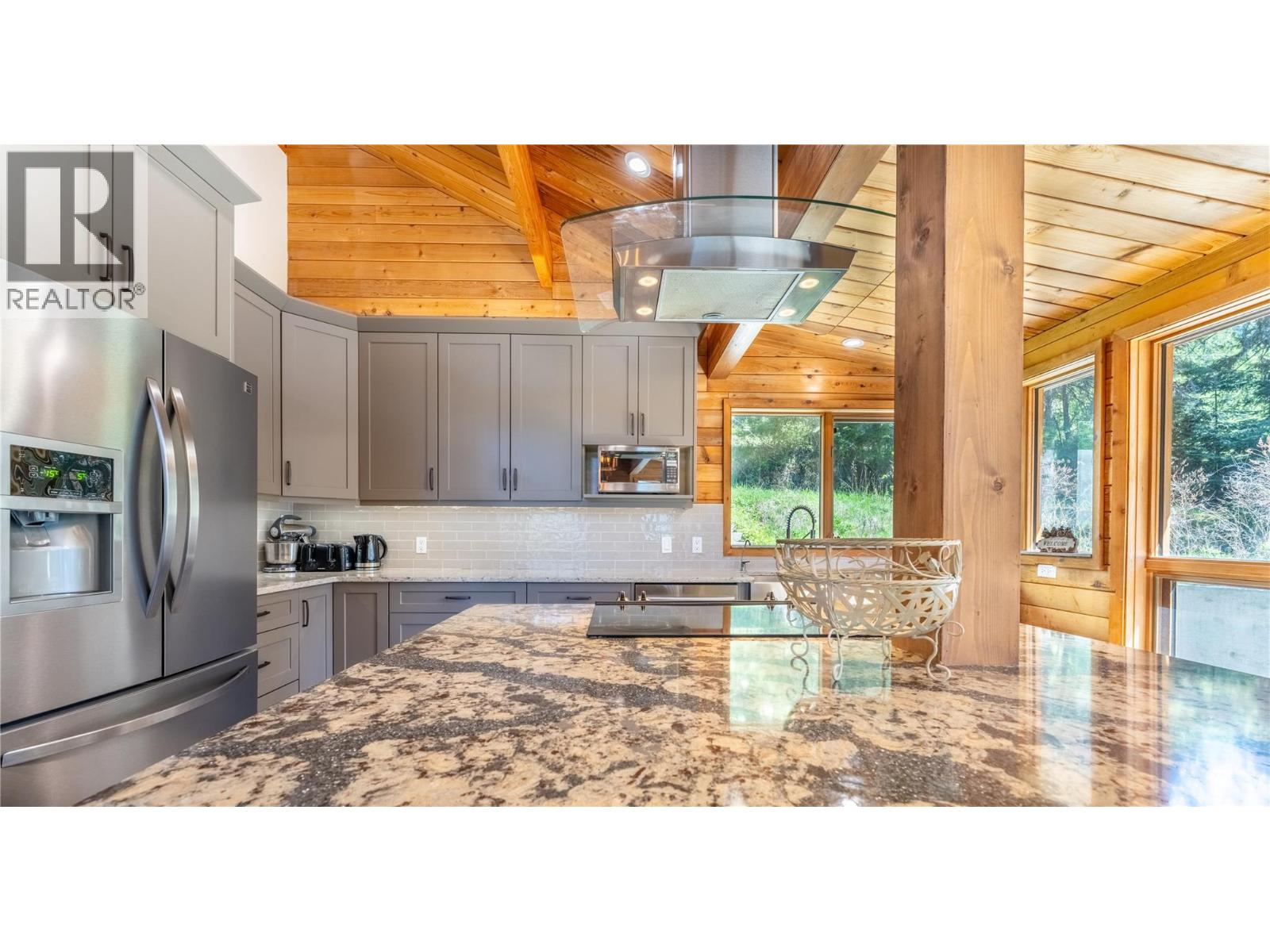 12437 BOSWELL Road, Boswell