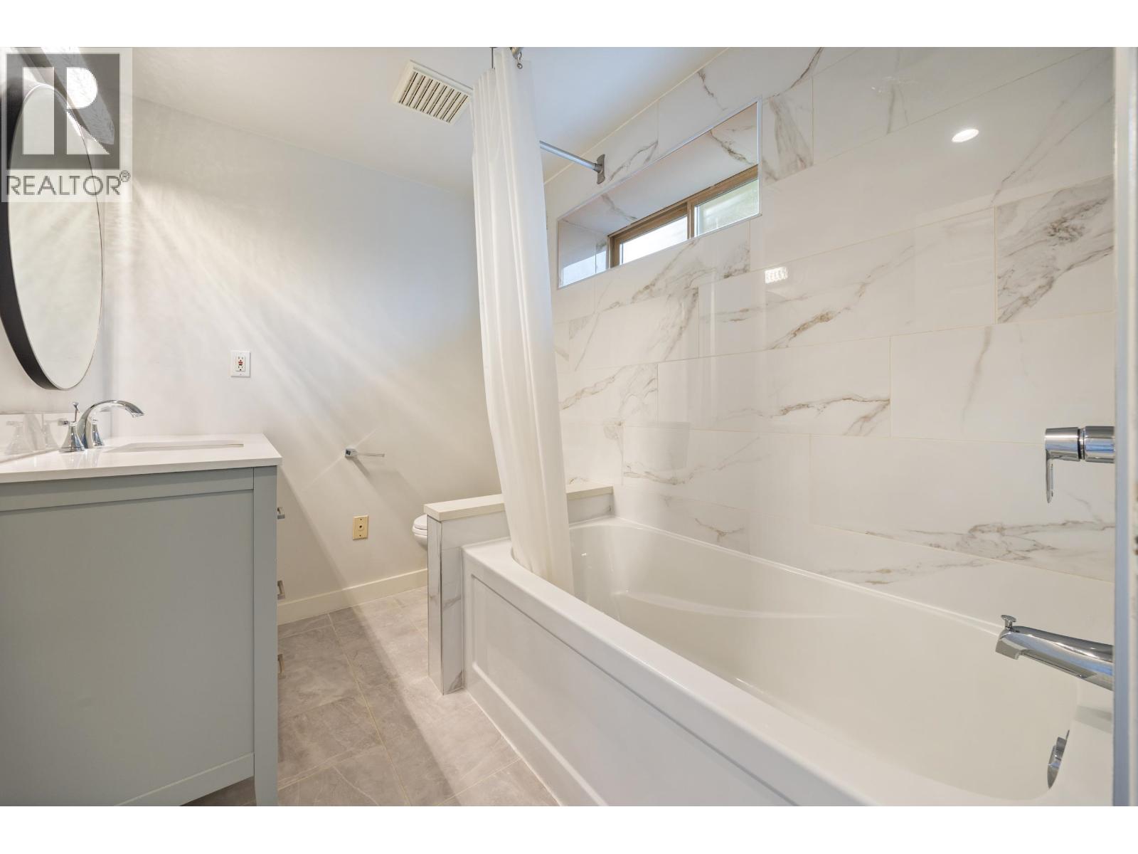 6732 IMPERIAL STREET, Burnaby