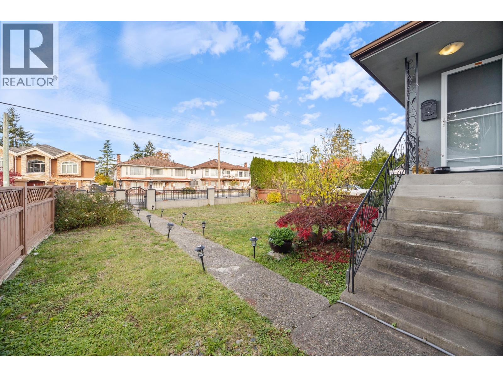 6732 IMPERIAL STREET, Burnaby