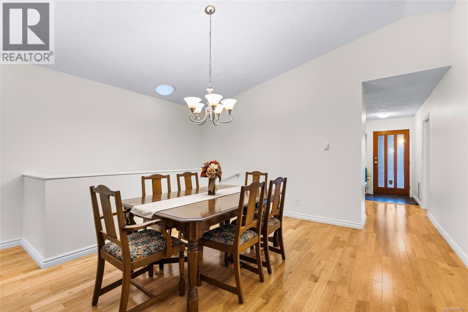 63 901 Kentwood Lane, Saanich