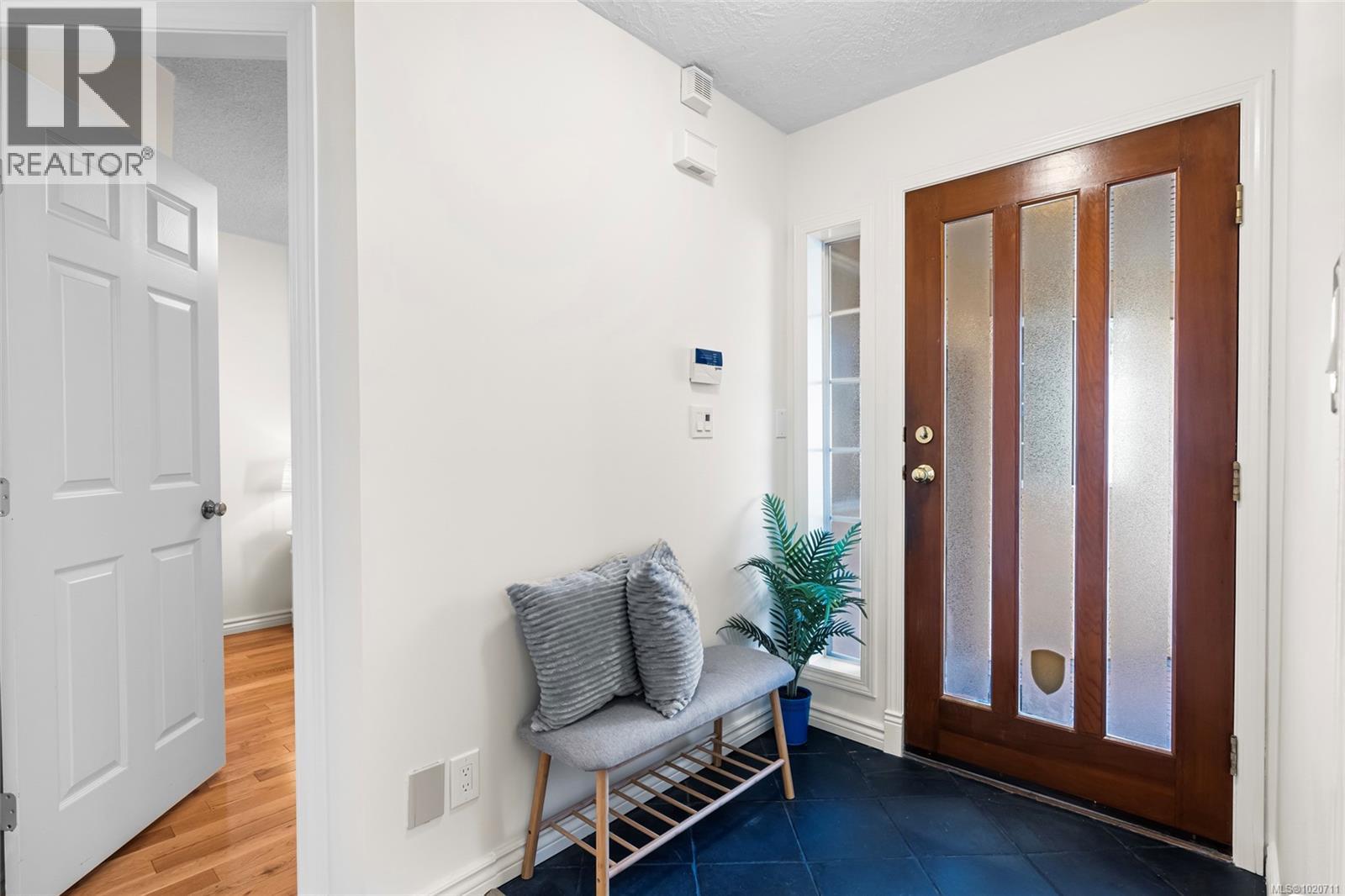 63 901 Kentwood Lane, Saanich