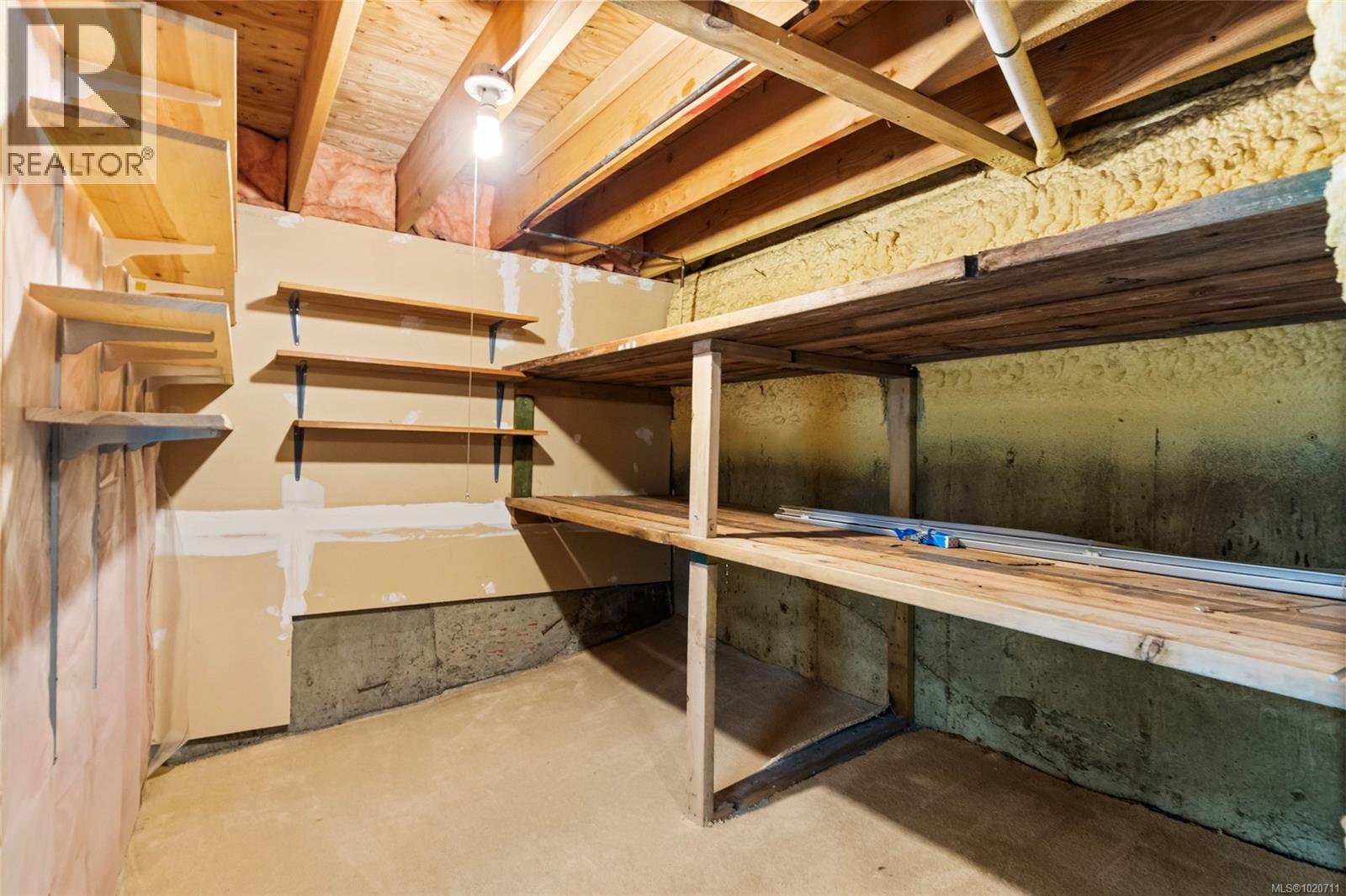 63 901 Kentwood Lane, Saanich