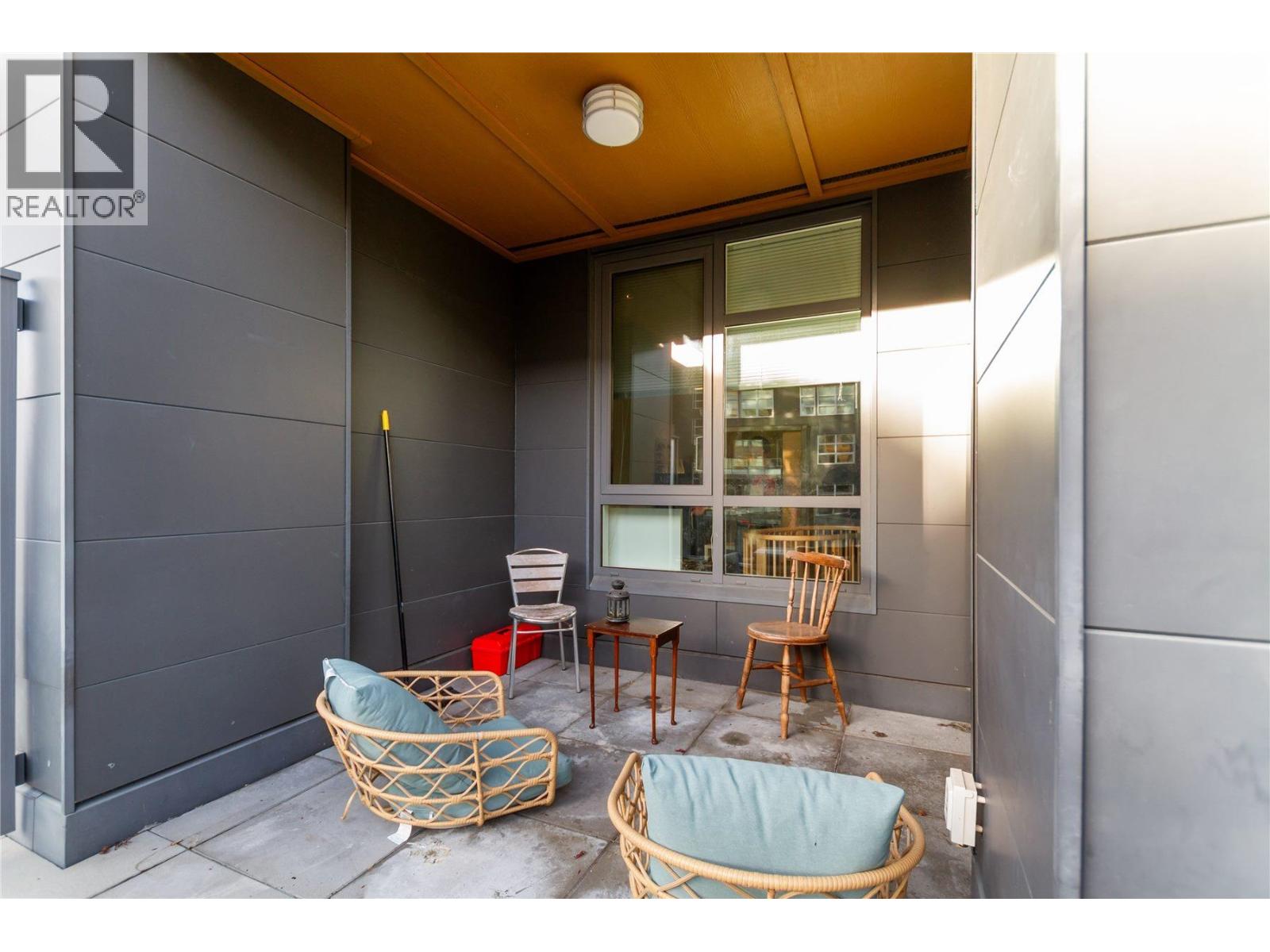 101 9150 UNIVERSITY HIGH STREET, Burnaby