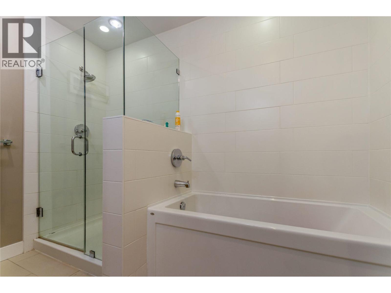 101 9150 UNIVERSITY HIGH STREET, Burnaby