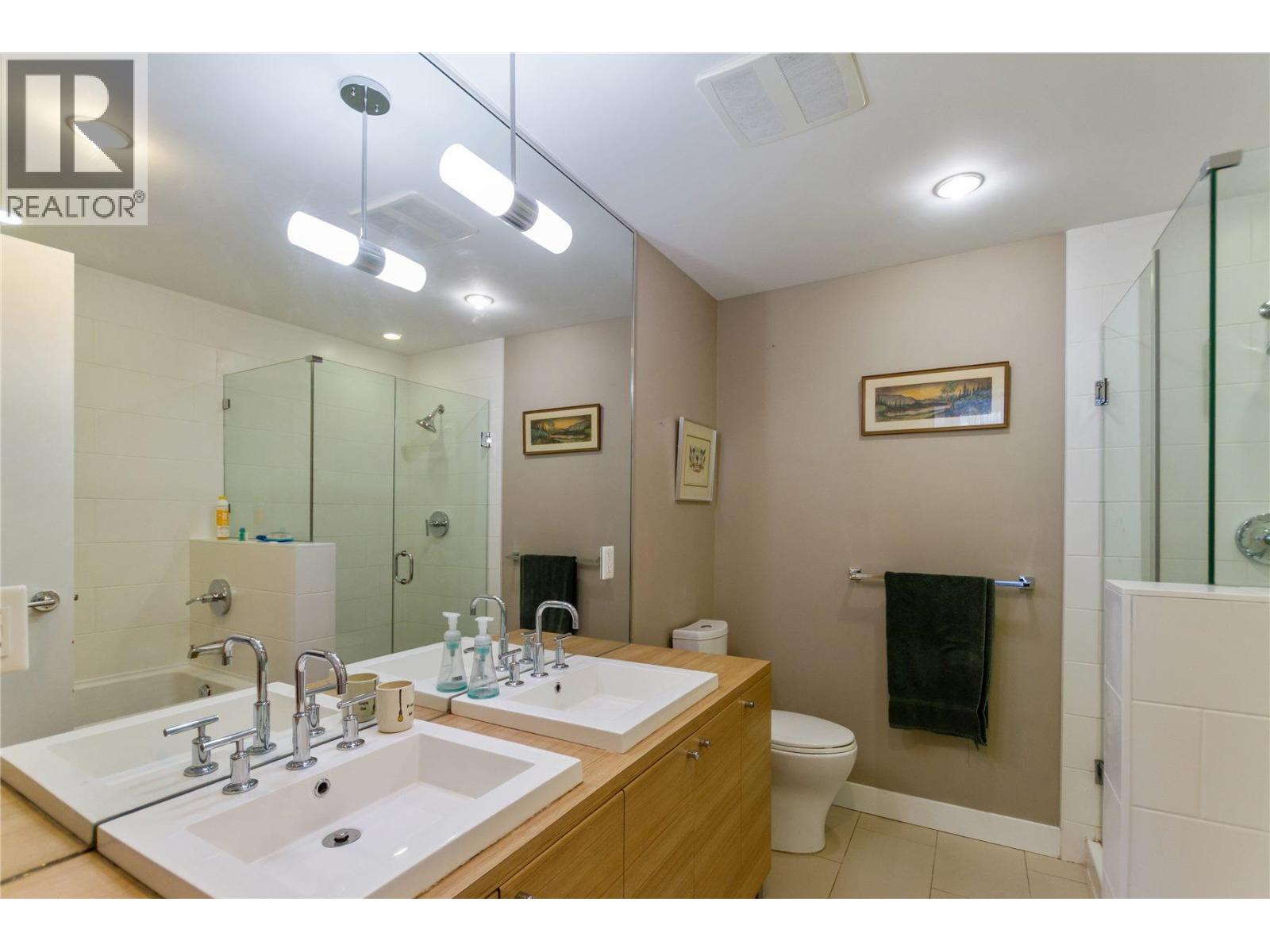 101 9150 UNIVERSITY HIGH STREET, Burnaby