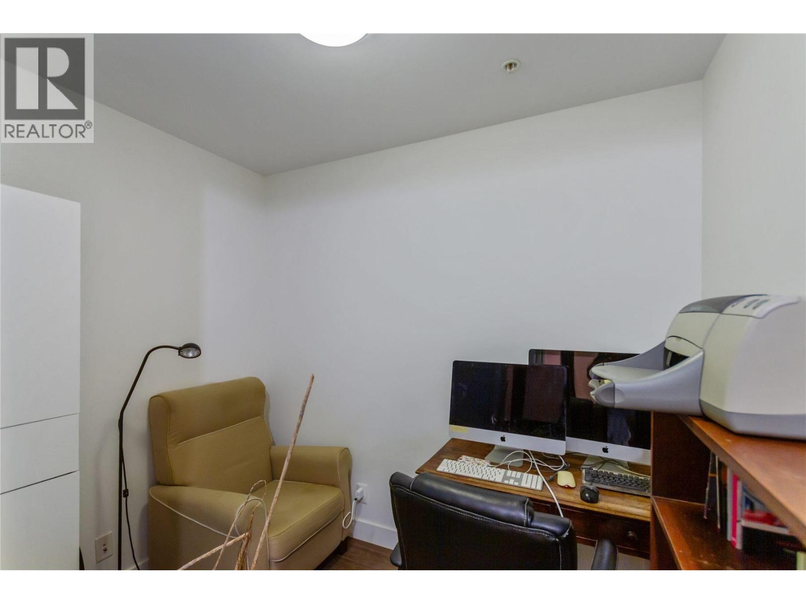 101 9150 UNIVERSITY HIGH STREET, Burnaby