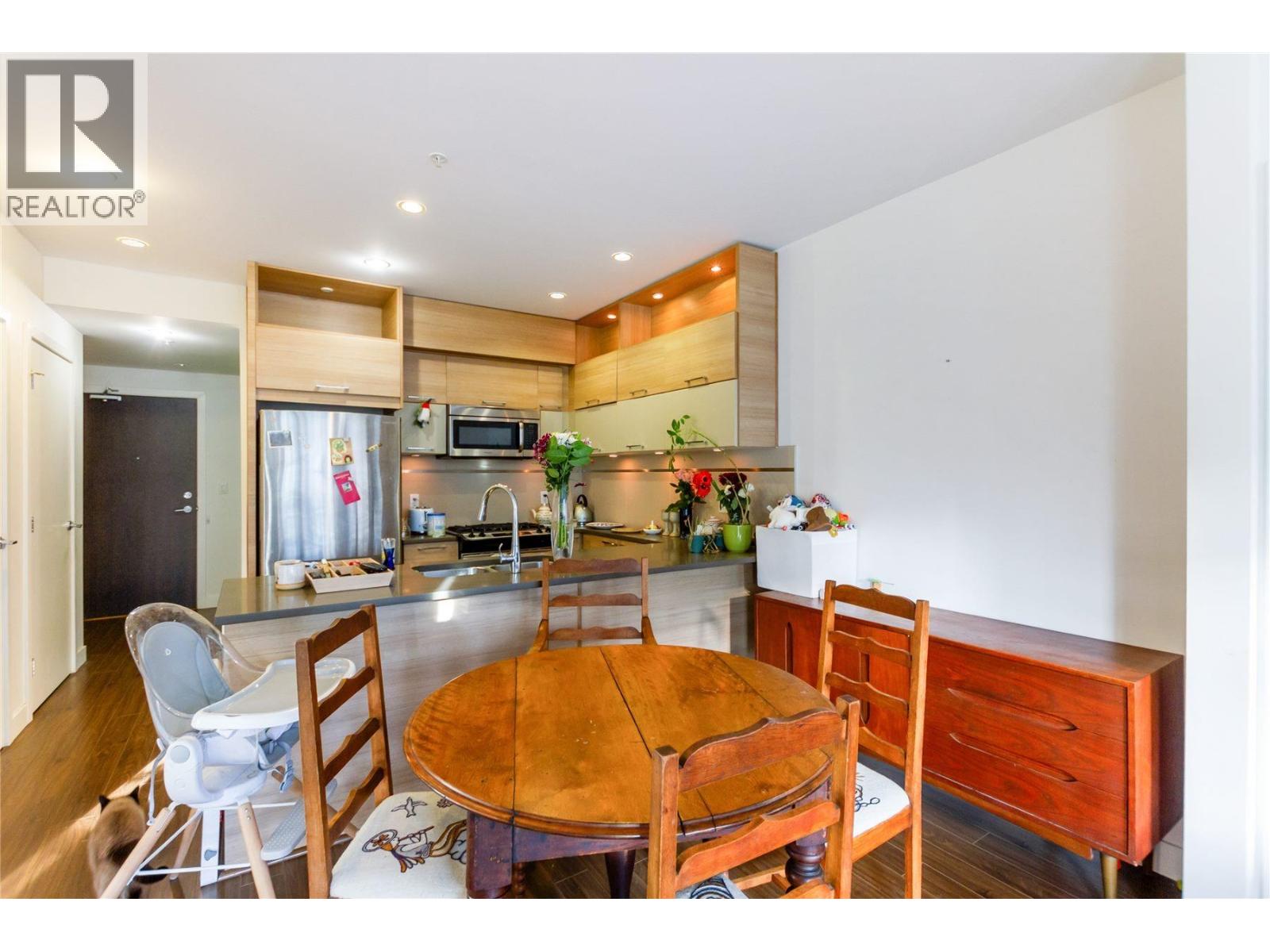 101 9150 UNIVERSITY HIGH STREET, Burnaby