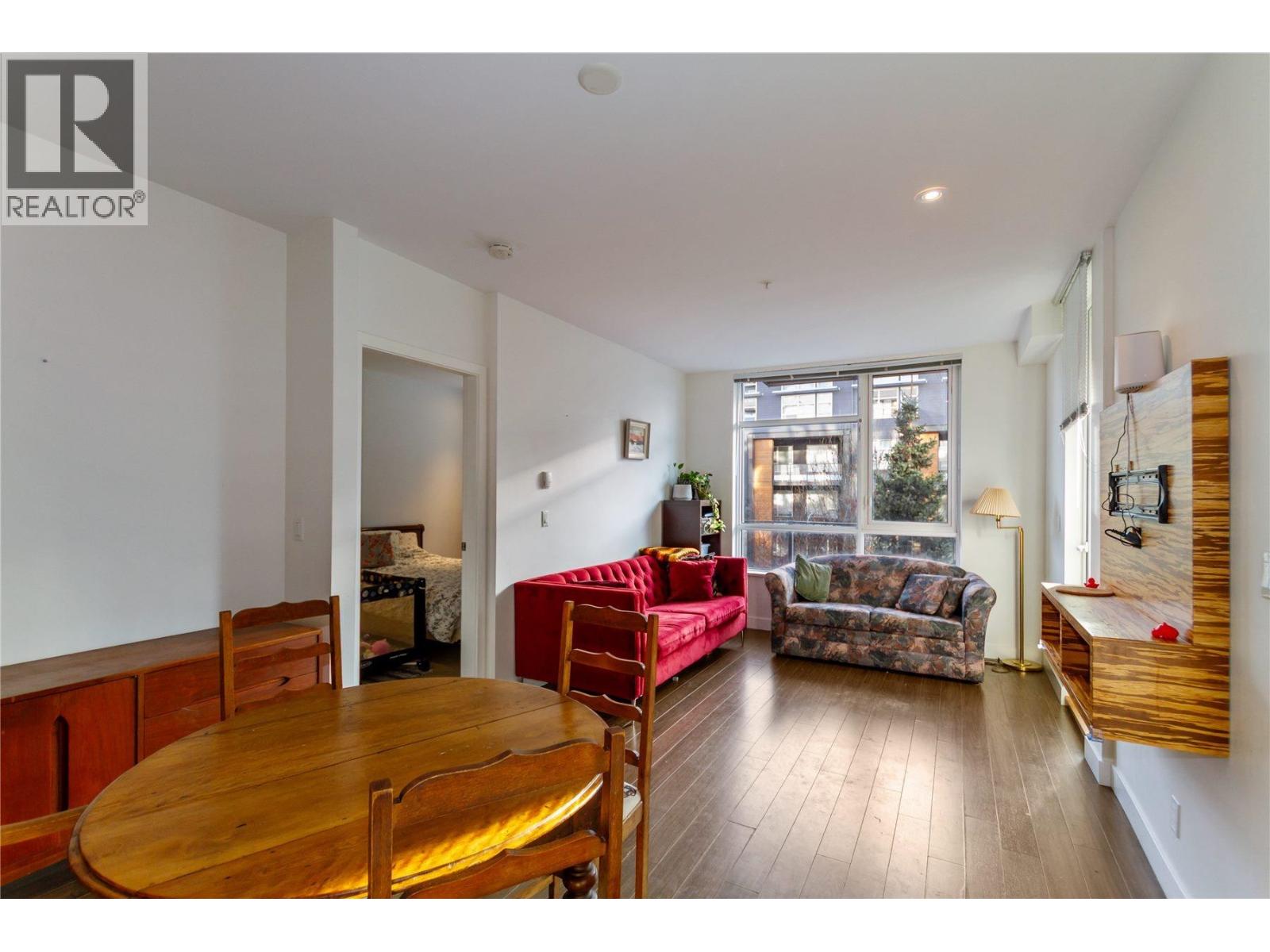 101 9150 UNIVERSITY HIGH STREET, Burnaby