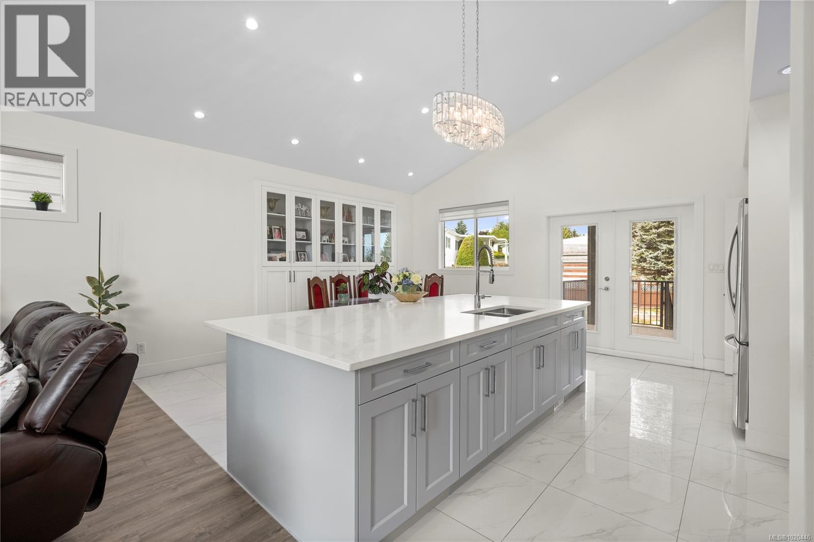 2270 Leighton Rd, Nanaimo