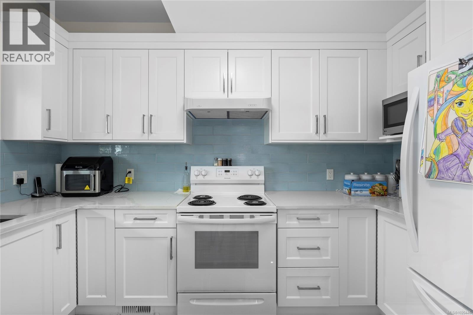 2270 Leighton Rd, Nanaimo