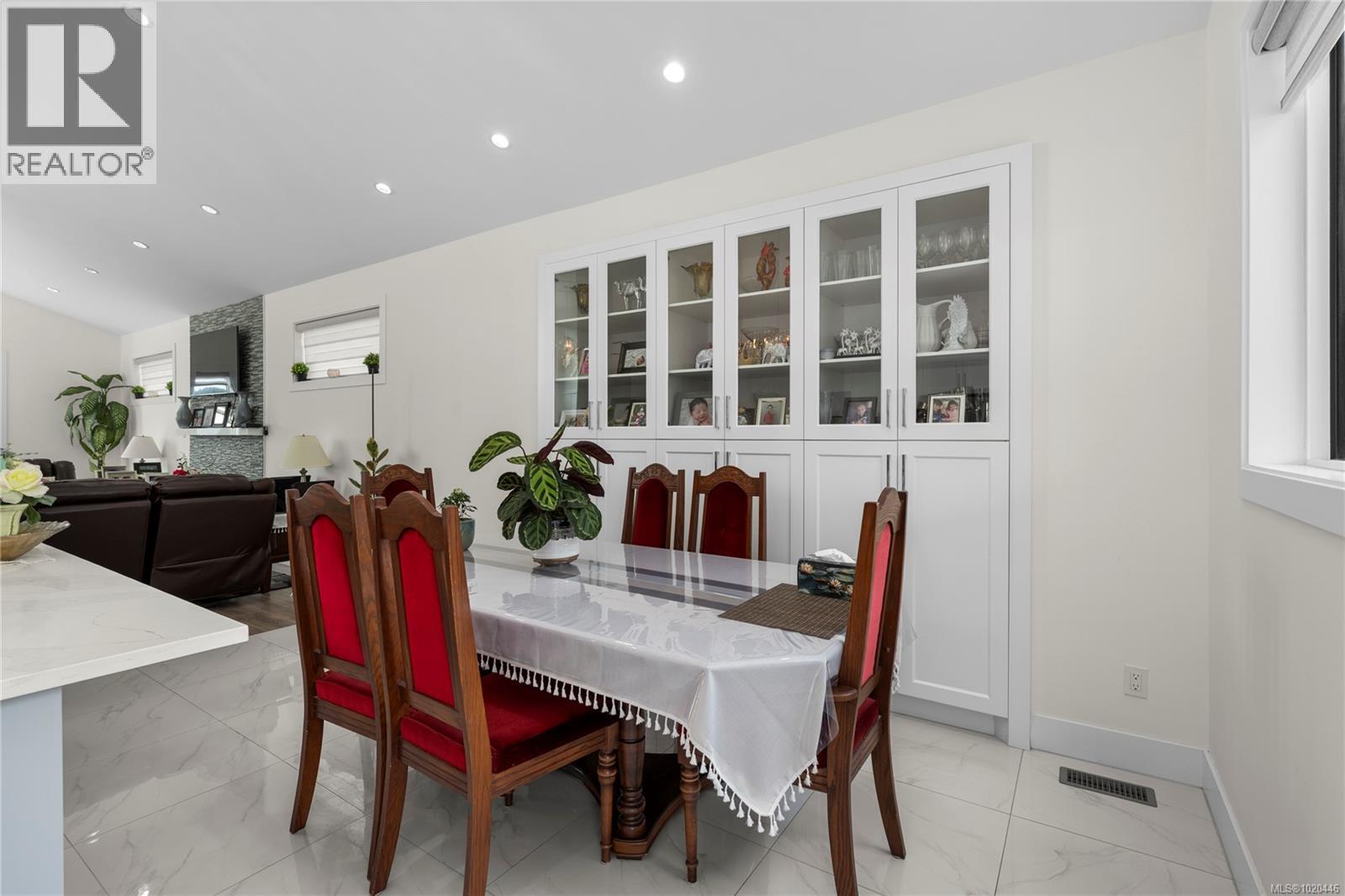 2270 Leighton Rd, Nanaimo