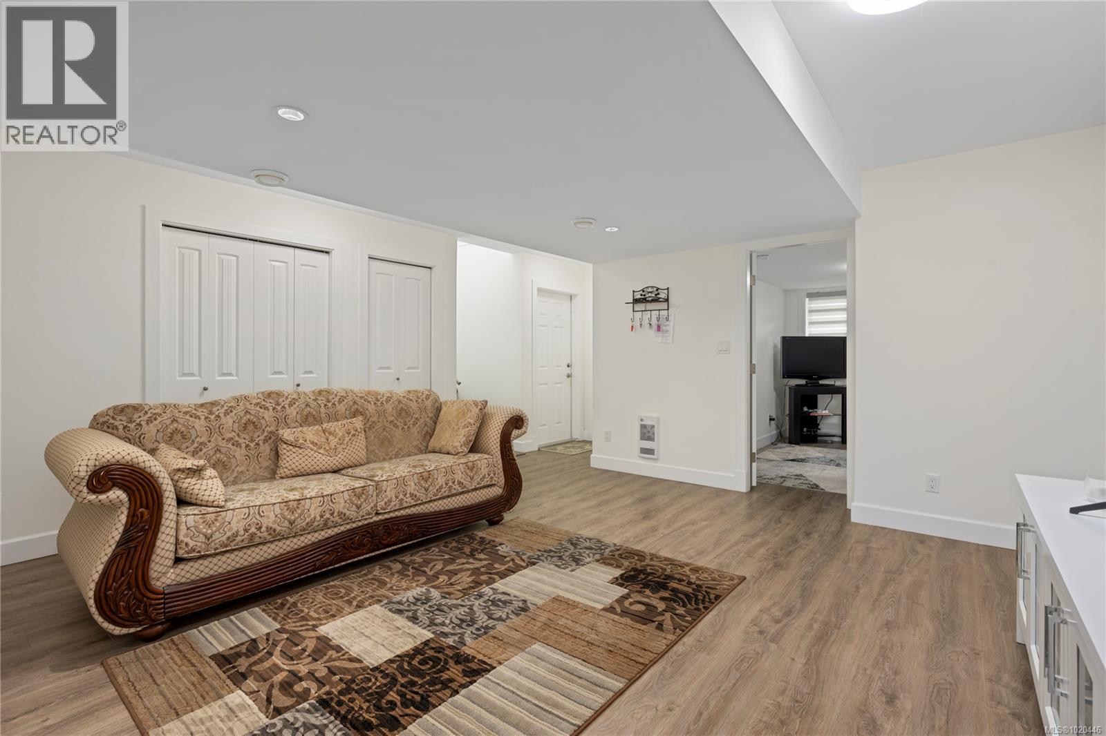 2270 Leighton Rd, Nanaimo