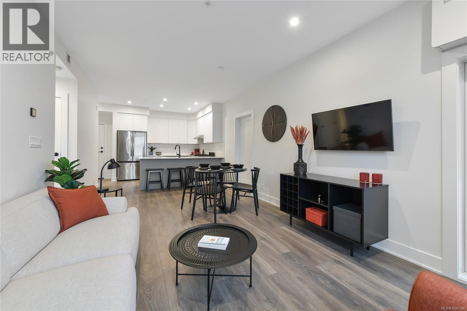 303 1110 Samar Cres, Langford